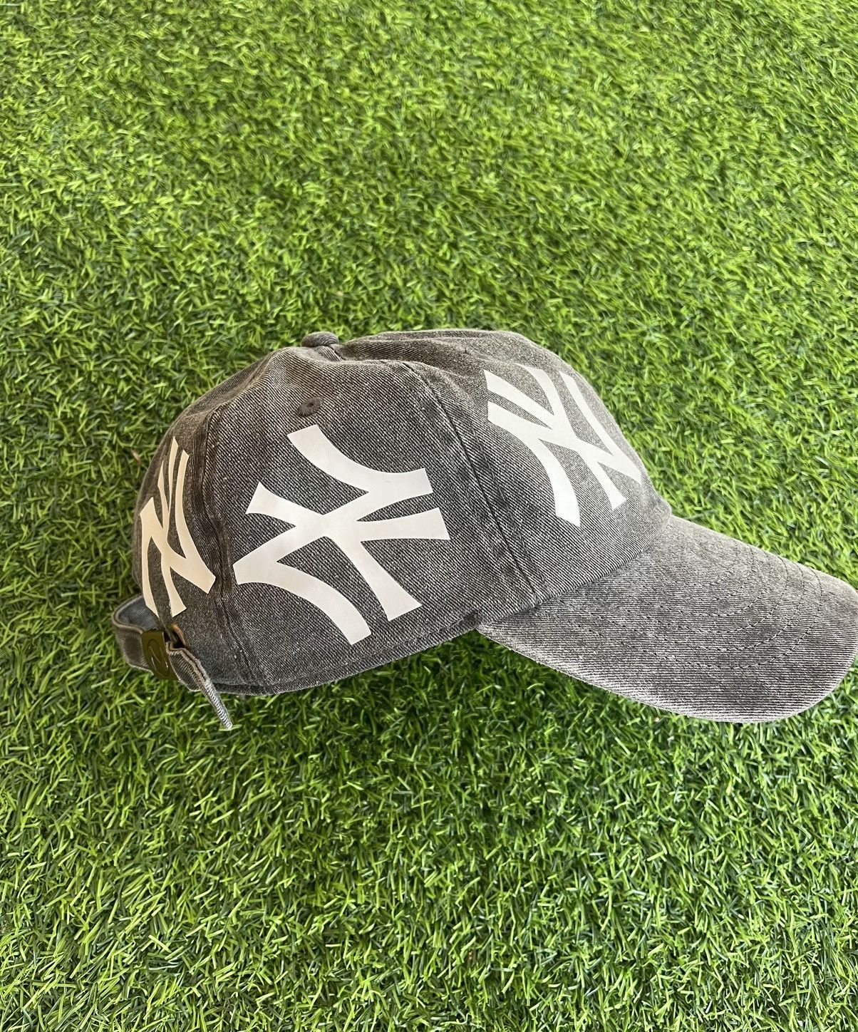 Vintage NY AOP HAT Size ONE SIZE - 3 Thumbnail