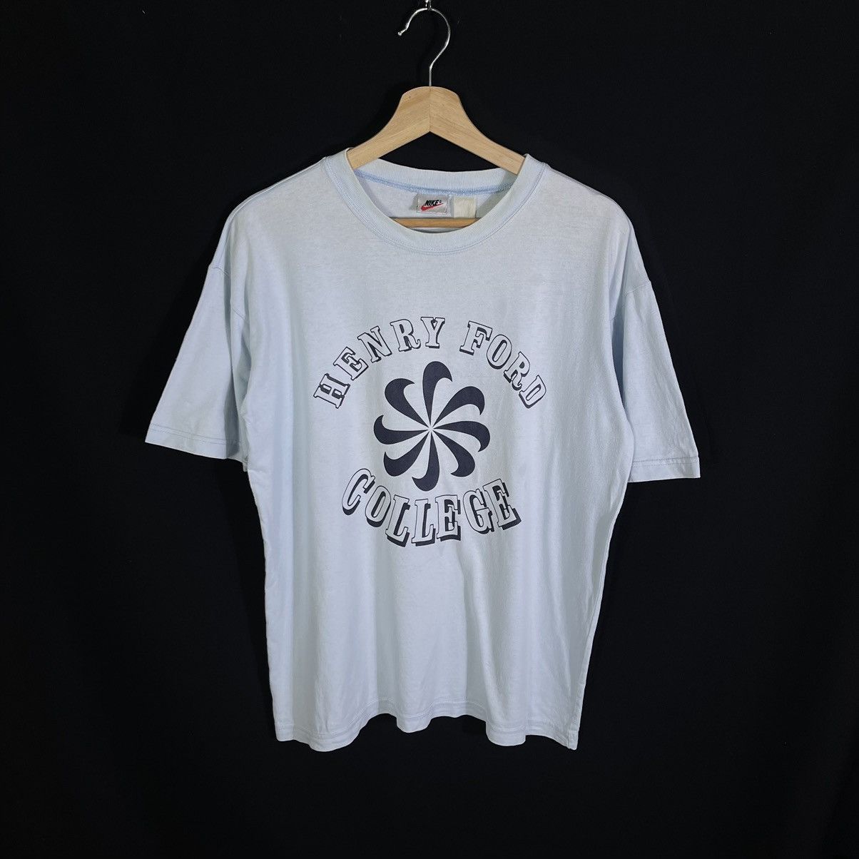 Nike × Vintage Rare! Vintage Nike Pinwheel Henry Ford College Tshirt Size US M / EU 48-50 / 2 - 1 Thumbnail