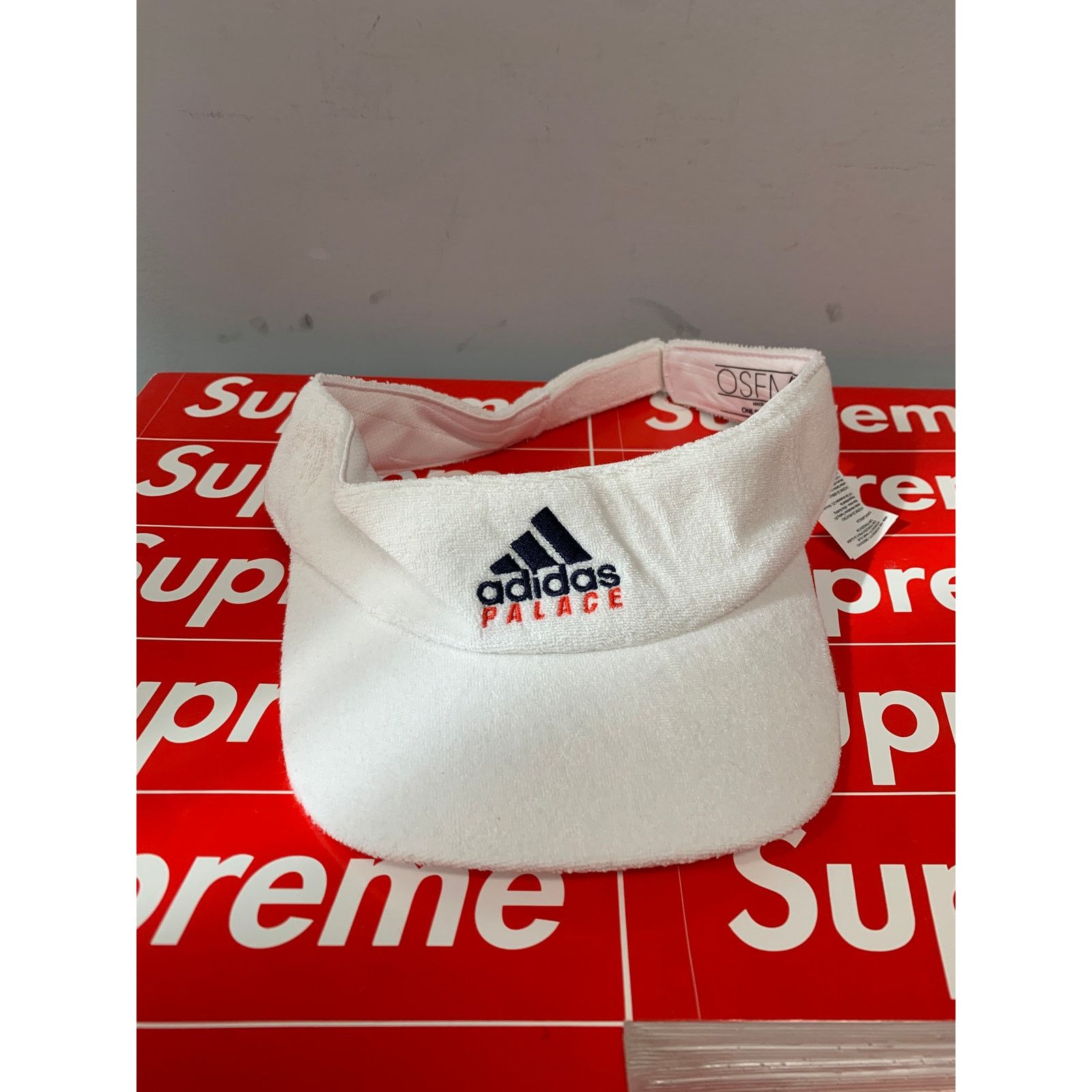 Adidas Adidas X Palace Skateboarders White On Court Visor NEW Size ONE SIZE - 1 Thumbnail