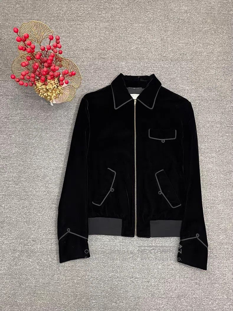 Saint Laurent Paris Saint Laurent Paris Black Velvet Court Jacket Size US S / EU 44-46 / 1 - 1 Thumbnail