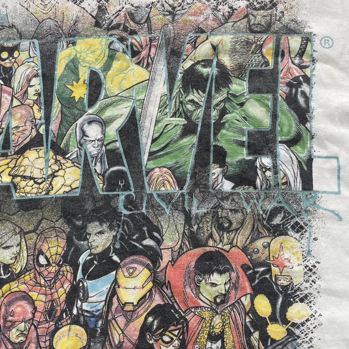 Vintage Vintage 90s Thrashed All Over Print Graphic Tee Grunge XL Size US XL / EU 56 / 4 - 7 Thumbnail