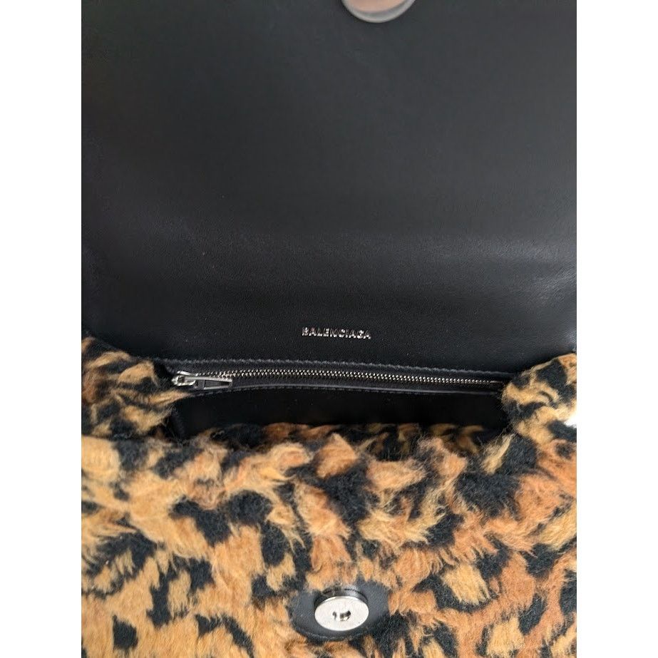 Balenciaga o1rshd1 Size:OS / Leopard Hourglass Top Hand Bag Beige/Brown Size ONE SIZE - 15 Thumbnail