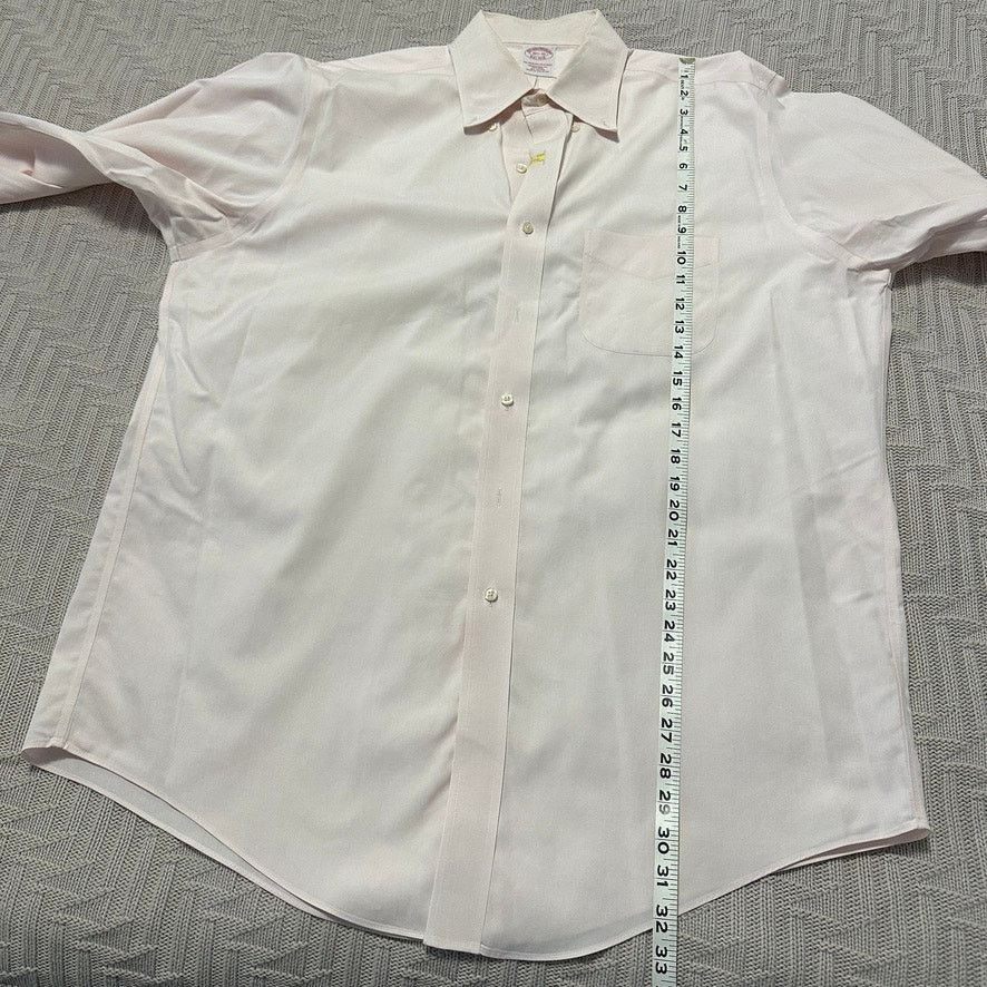 Brooks Brothers Brooks Brothers pale pink traditional fit button down Size US L / EU 52-54 / 3 - 7 Thumbnail