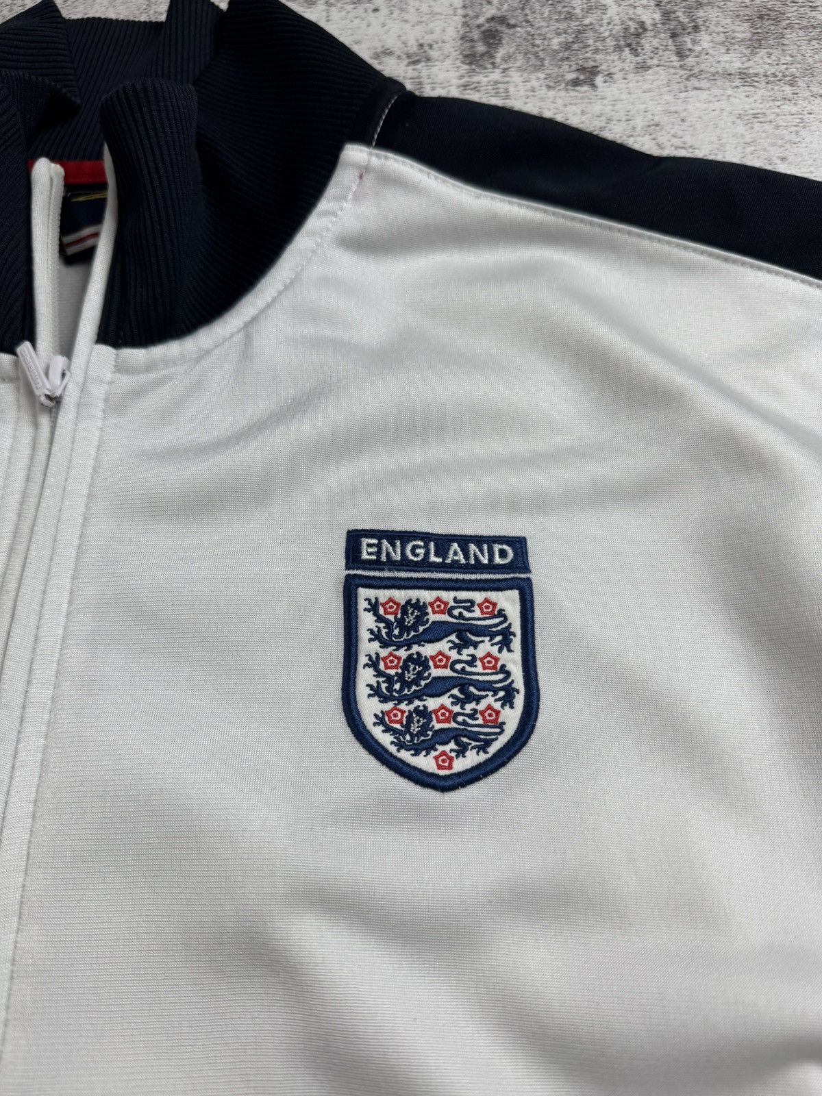 Umbro England Track National Vintage Training Umbro Soccer Football Zip Jacket Jersey Size US L / EU 52-54 / 3 - 9 Thumbnail