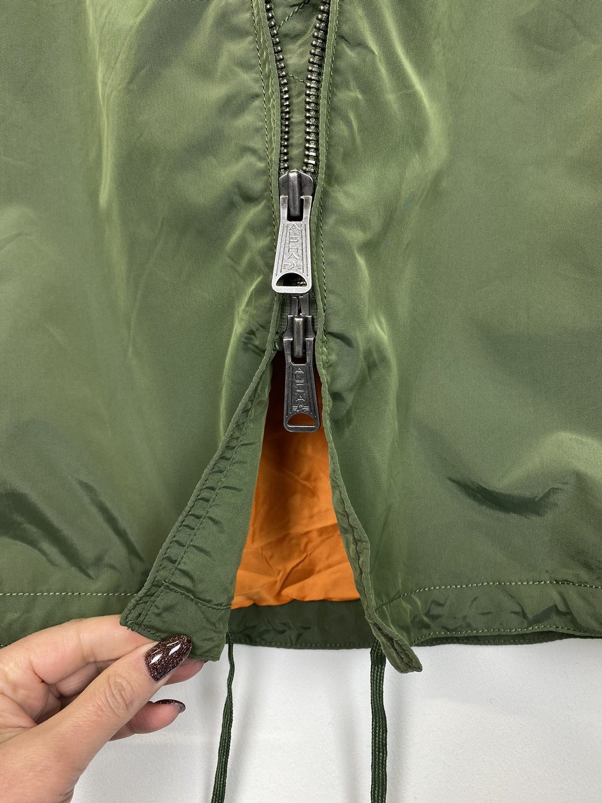 Alpha Industries Vintage Alpha Industries Long Bomber Jacket MA 1 90’s Size XS / US 0-2 / IT 36-38 - 11 Thumbnail
