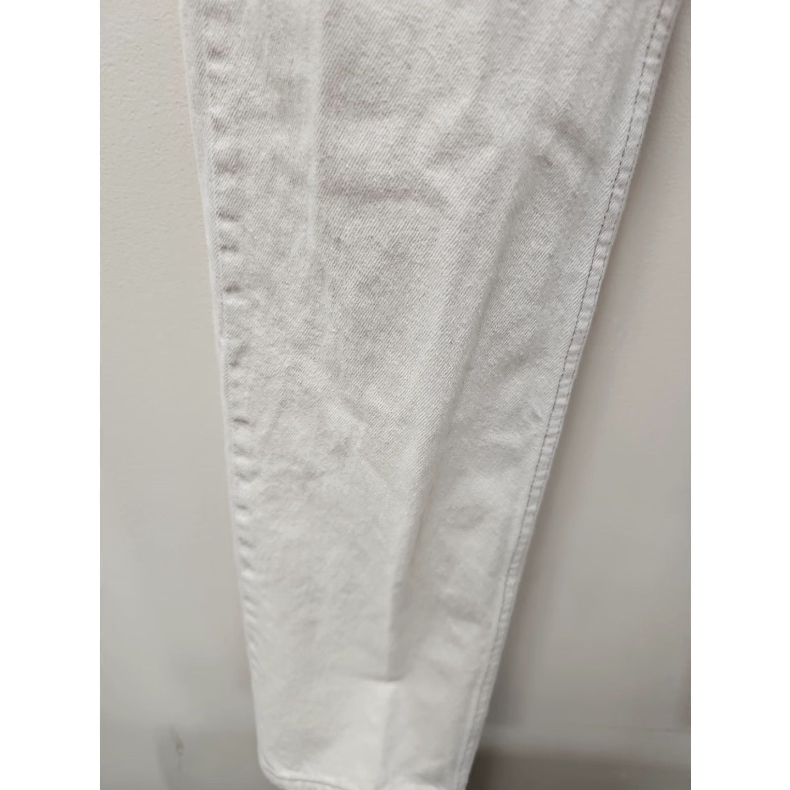 Levi's VINTAGE Levi's 501 Jeans Button Fly Straight White 31x34 Mens Denim Cotton 5-Pocket Modern Style Regular Fit Adapted for Comfort Size US 31 - 7 Thumbnail