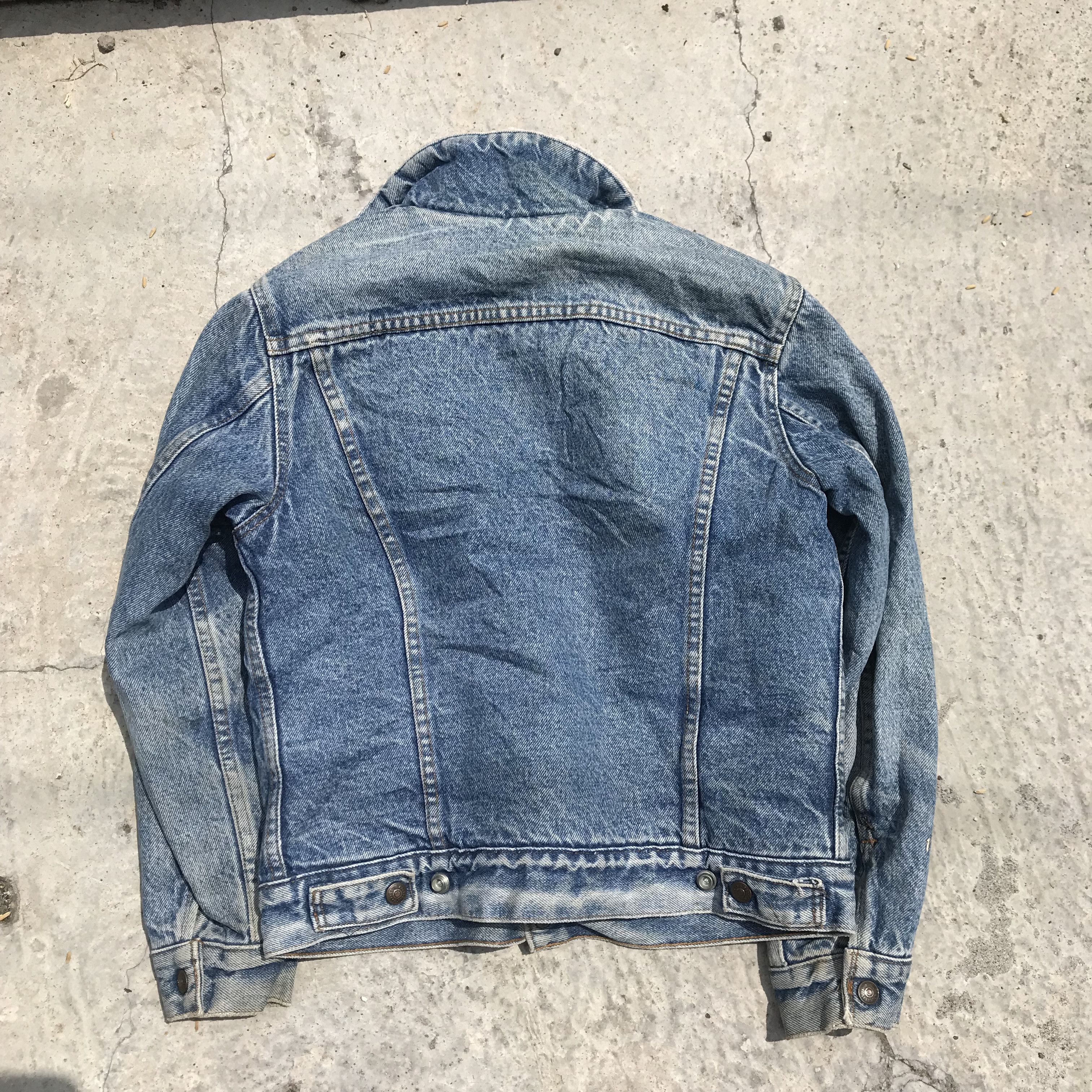 Levi's × Vintage Vintage 90s Levis Classic Sherpa lined Jeans Trucker Jacket Size US M / EU 48-50 / 2 - 14 Thumbnail