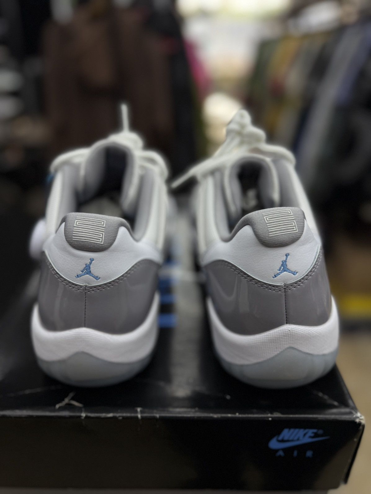Jordan Brand Air Jordan 11 Retro Low Cement Grey White UNC Blue Size 13 Size US 13 / EU 46 - 17 Thumbnail