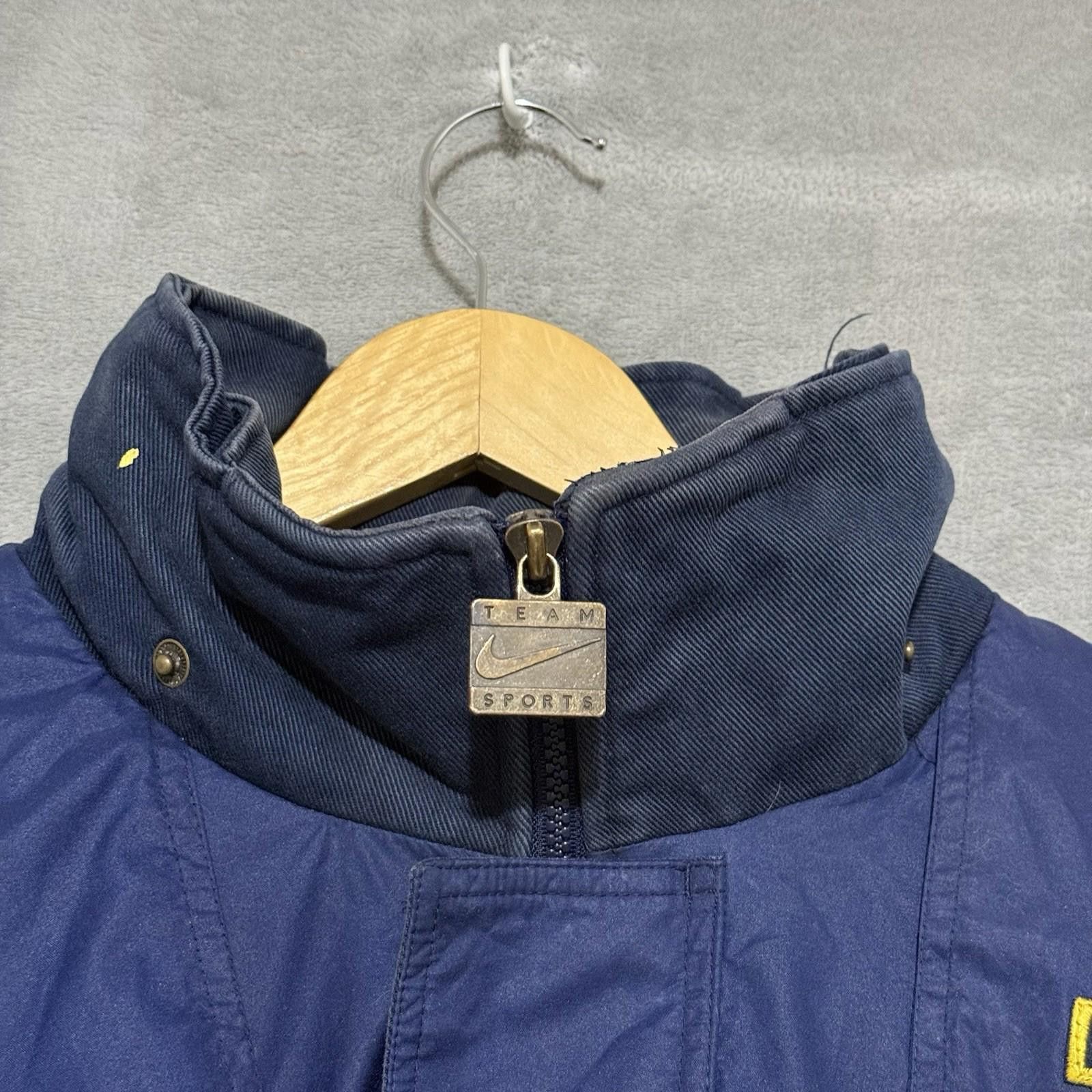 Nike 90s Michigan Wolverines Puffer Jacket Size XL Men’s Size ONE SIZE - 3 Thumbnail