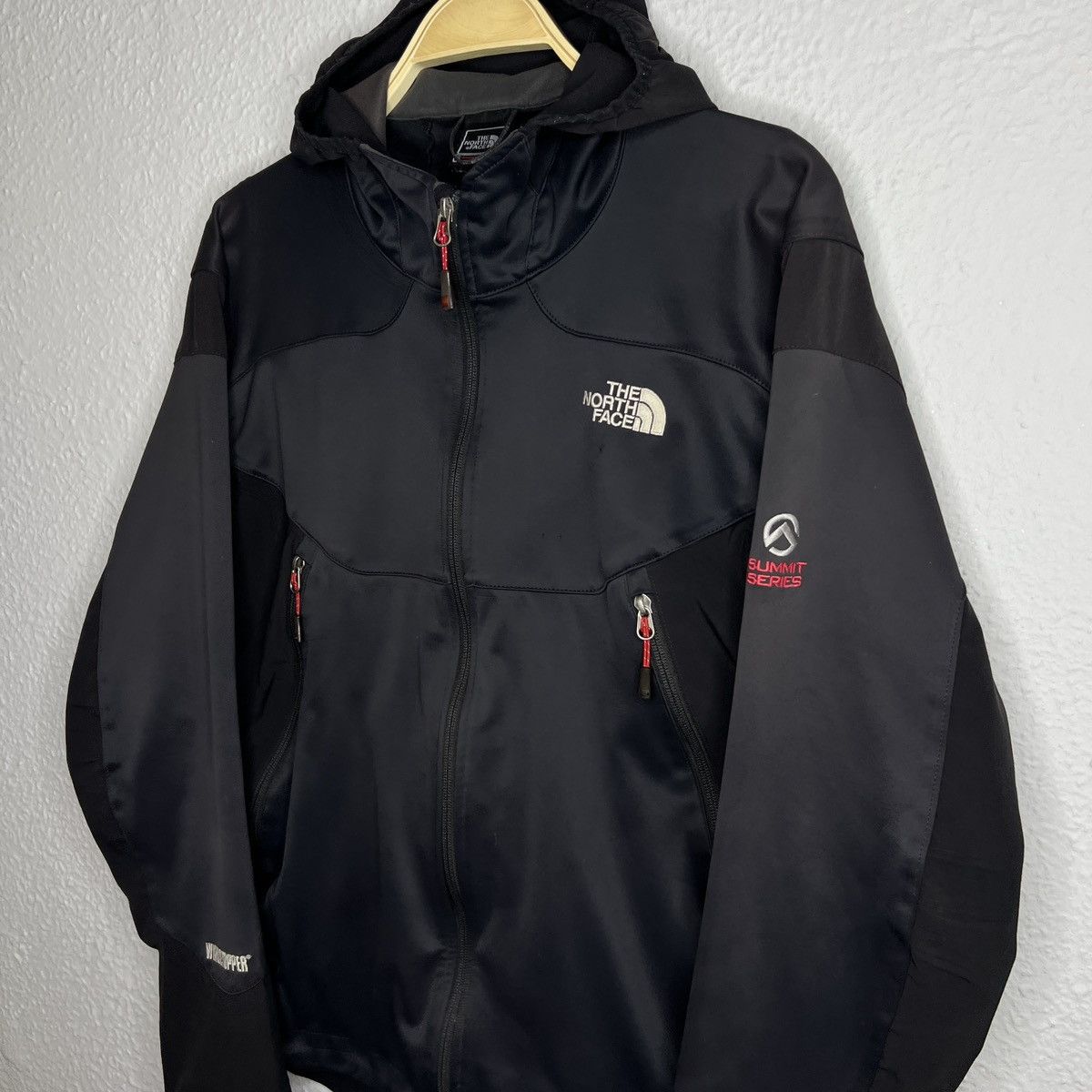 The North Face Vintage The North Face Windstopper Softshell Jacket Black Size US M / EU 48-50 / 2 - 3 Thumbnail