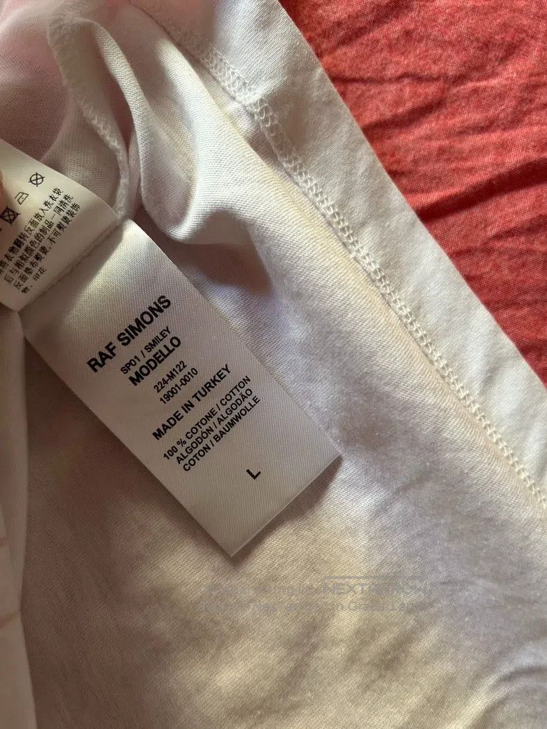 Raf Simons Raf simons Smiley Face Cooperative Short Sleeves Size US L / EU 52-54 / 3 - 4 Thumbnail