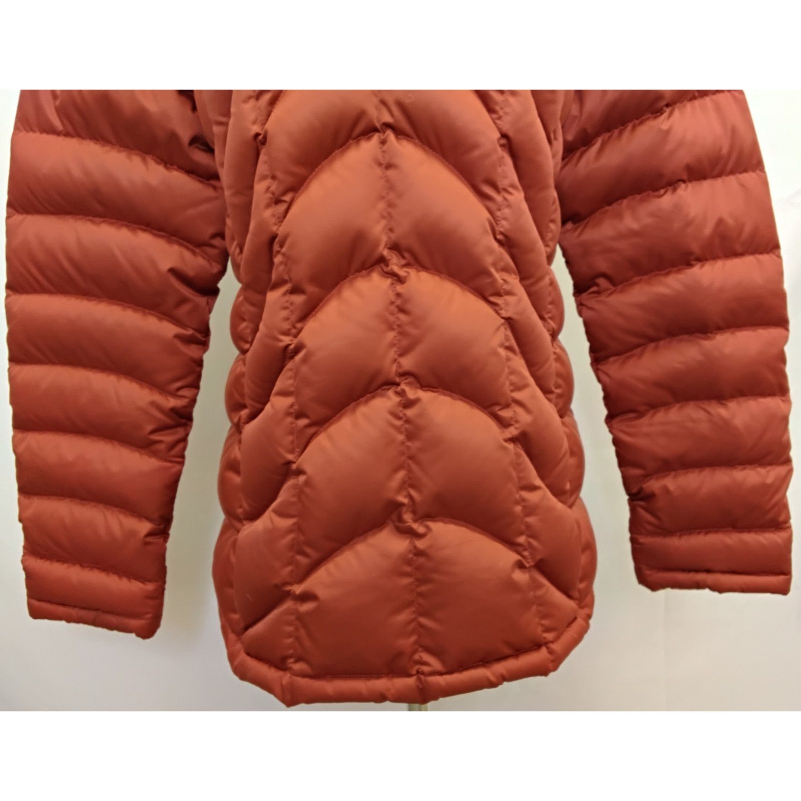 Patagonia Patagonia Down Jacket Women's Large Puffer Full Zip Orange Size L / US 10 / IT 46 - 10 Thumbnail