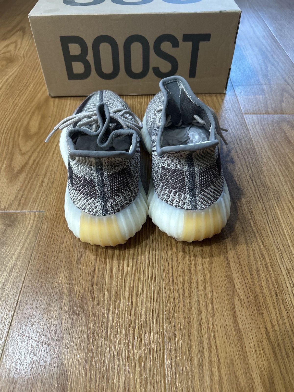 Yeezy Adidas x Yeezy season v2 Size US 10 / EU 43 - 3 Thumbnail