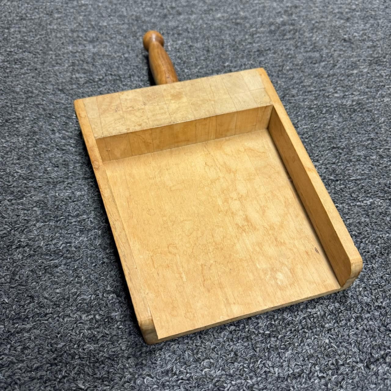 Designer Wooden Serving Tray/Cutting Board Size ONE SIZE - 3 Thumbnail
