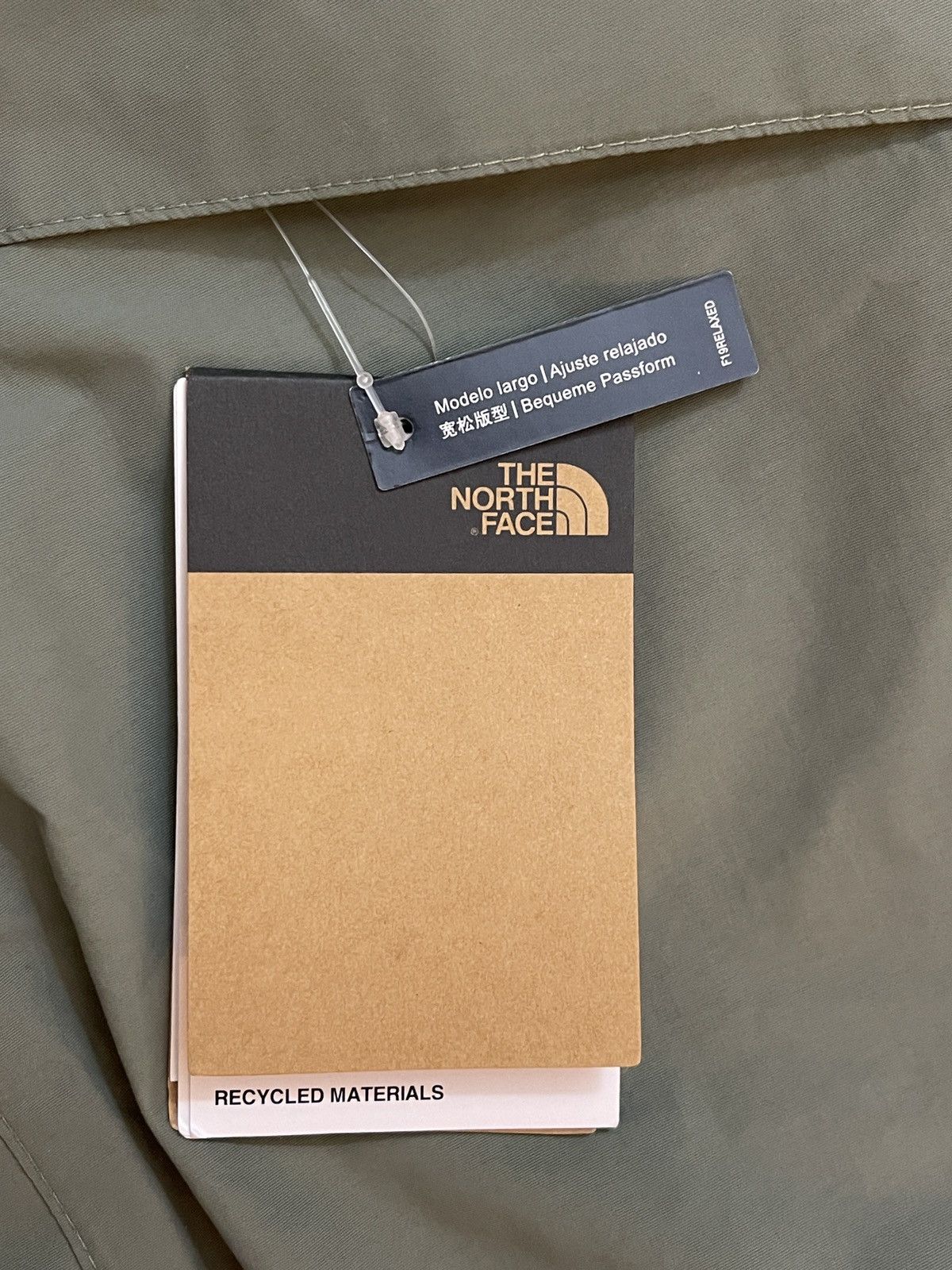The North Face The North Face Khaki Shell Raincoat Jacket Size US M / EU 48-50 / 2 - 14 Thumbnail