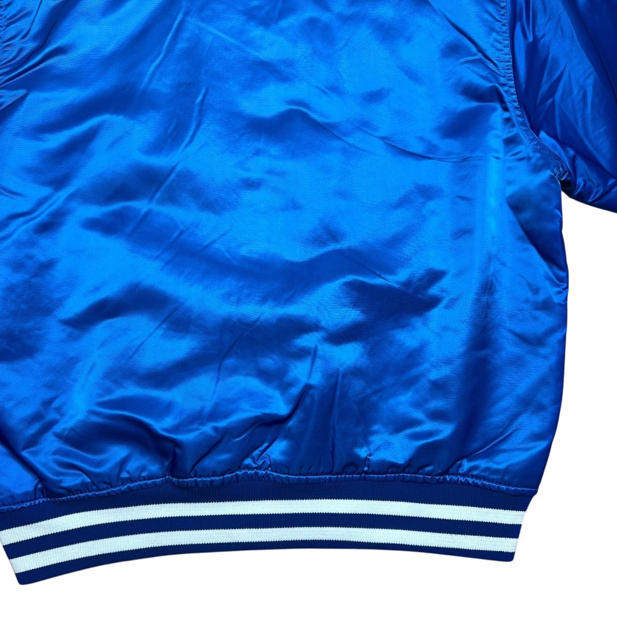 Starter 1990s MLB Kansas City Royals Starter Spell Out Satin Jacket Size US L / EU 52-54 / 3 - 13 Thumbnail
