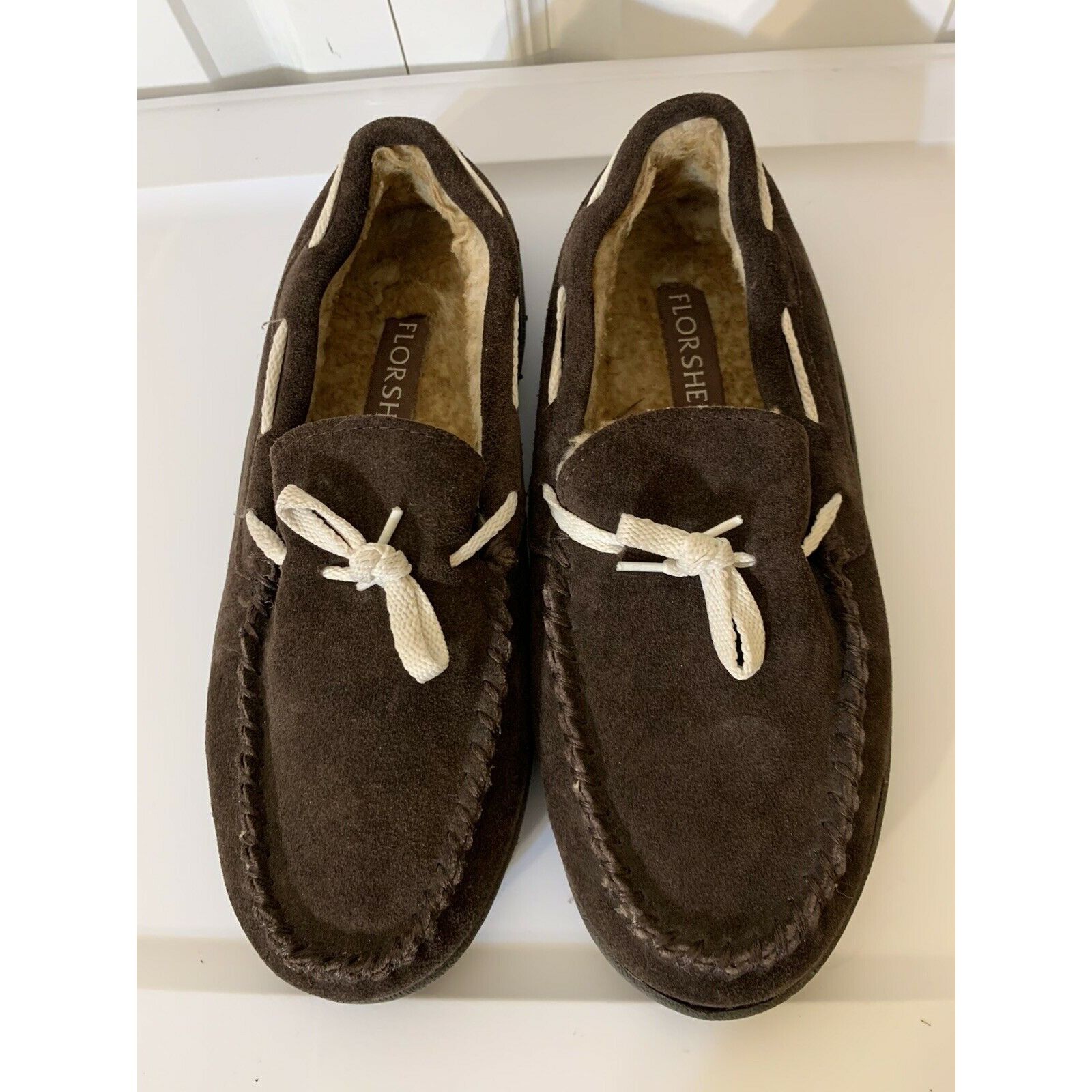 Florsheim Florsheim Men’s Sz 9M Cozzy Tie Chocolate Moccasin Slippers Size US 9 / EU 42 - 3 Thumbnail