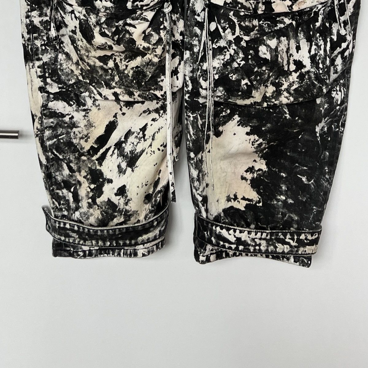 The Attico The Attico black cream abstract print wide leg cargo pants Size 27" / US 4 / IT 40 - 4 Thumbnail