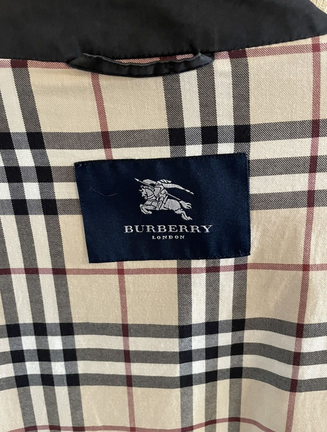 Burberry Burberry cloak size L vintage Size US L / EU 52-54 / 3 - 2 Thumbnail