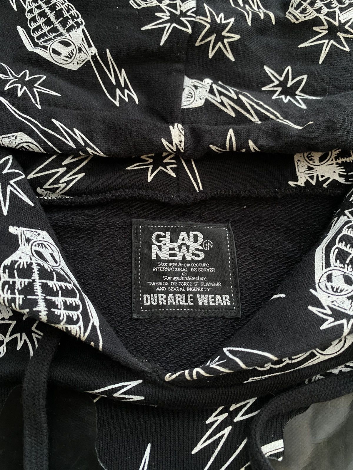 Japanese Brand GLAD NEWS MICKEY SKULL GRENADE PONCHO HOODIES Size US L / EU 52-54 / 3 - 5 Thumbnail