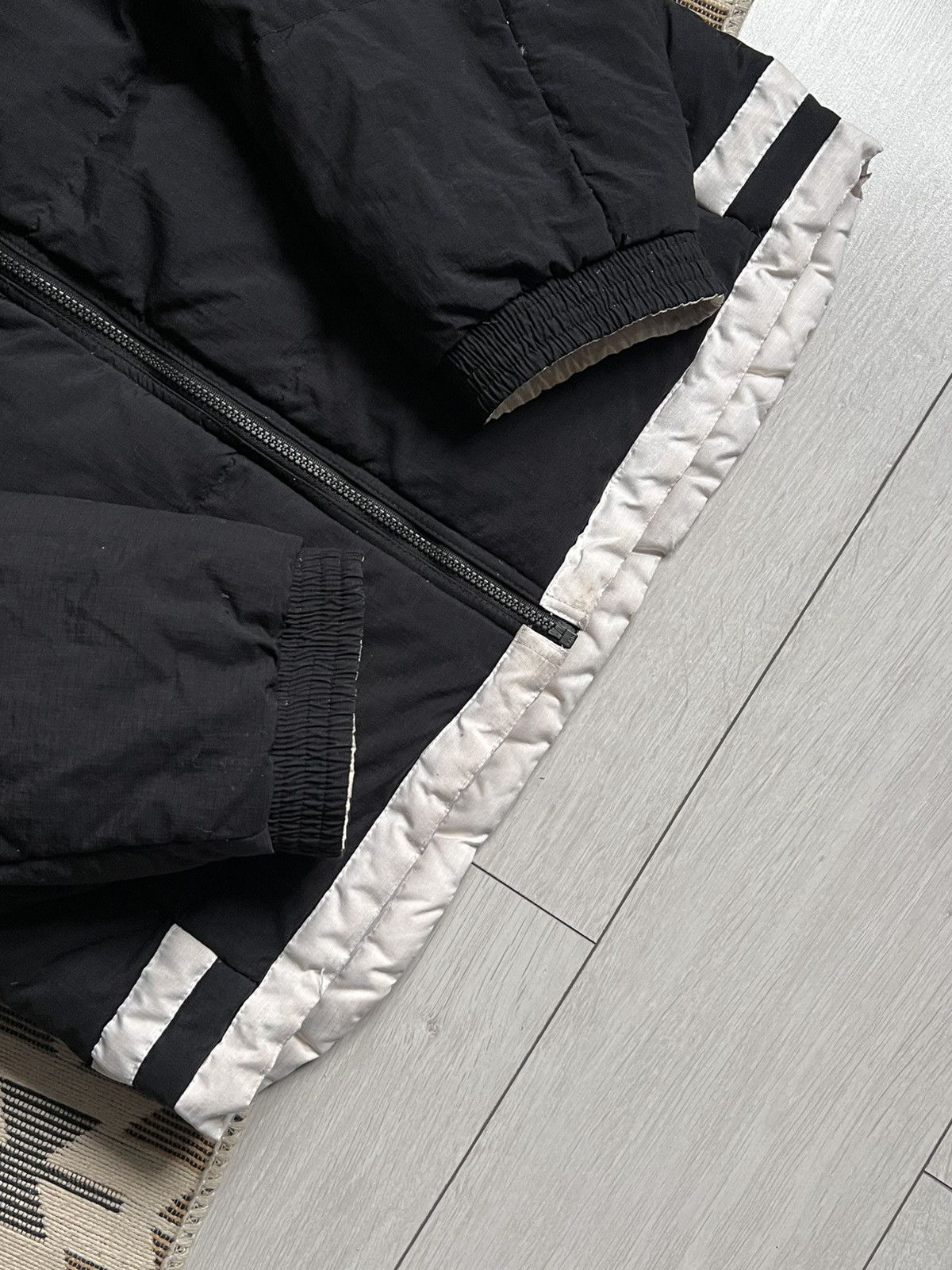 Nike Nike Vintage Y2k Two Side Puffer Reversible Down Jacket Size US M / EU 48-50 / 2 - 20 Thumbnail