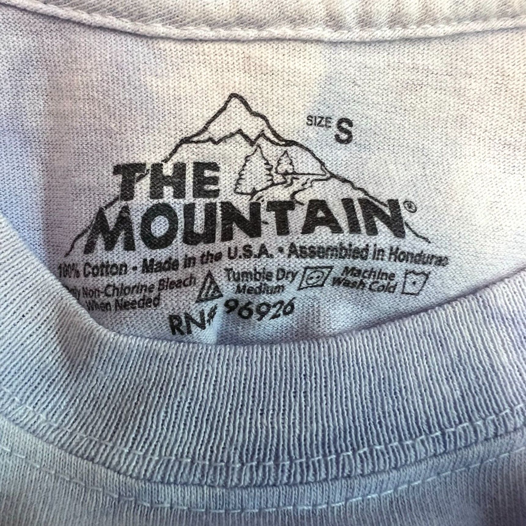 The Mountain VINTAGE The Mountain Dolphins T-Shirt Adult Small Blue Animal Print Crew Neck Cotton Mens Size US S / EU 44-46 / 1 - 6 Thumbnail
