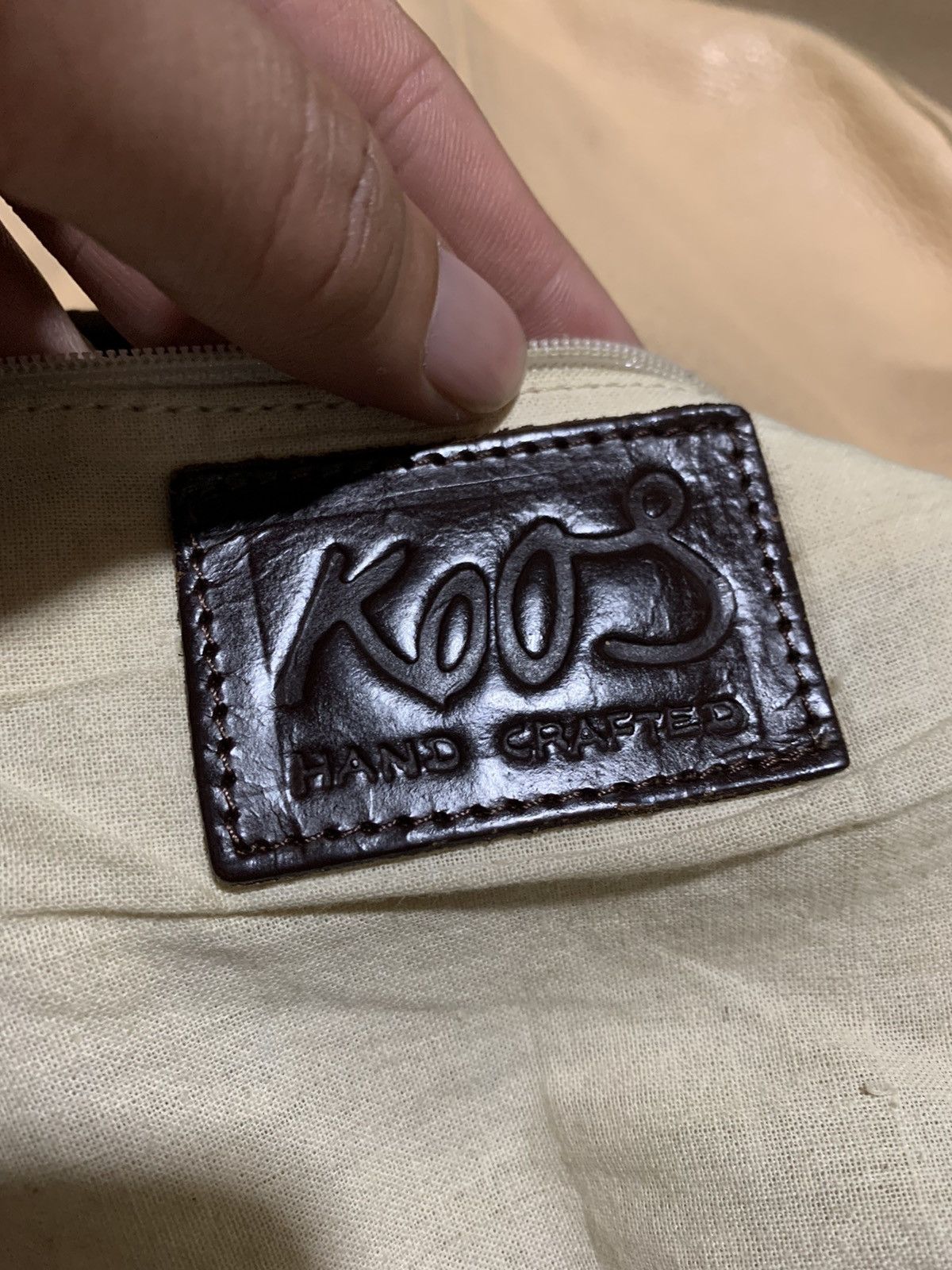 Japanese Brand KOOS Leather Sling Bag Size ONE SIZE - 11 Thumbnail