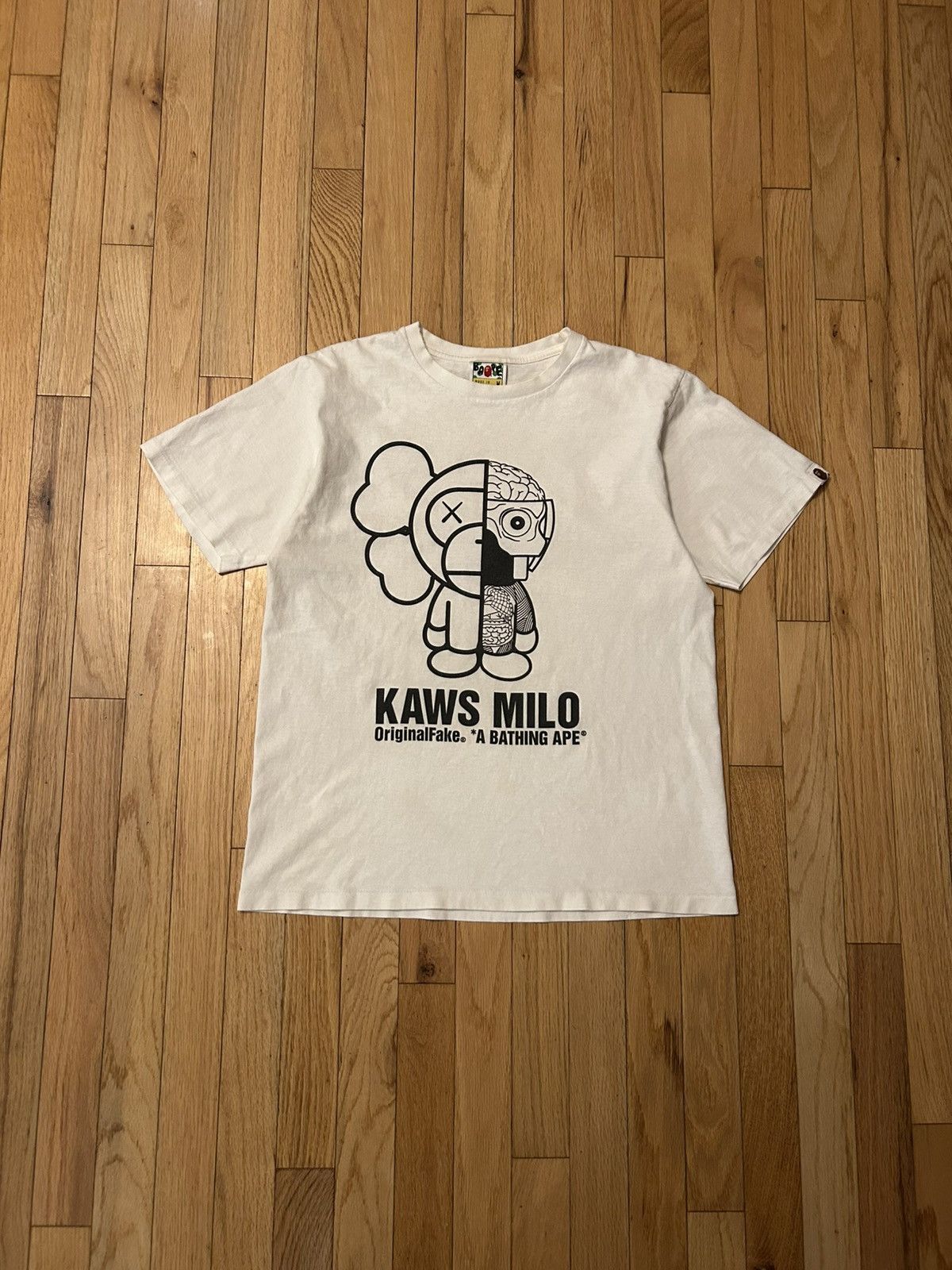 Bape Bape x Kaws Original Fake Tee Size US M / EU 48-50 / 2 - 1 Thumbnail