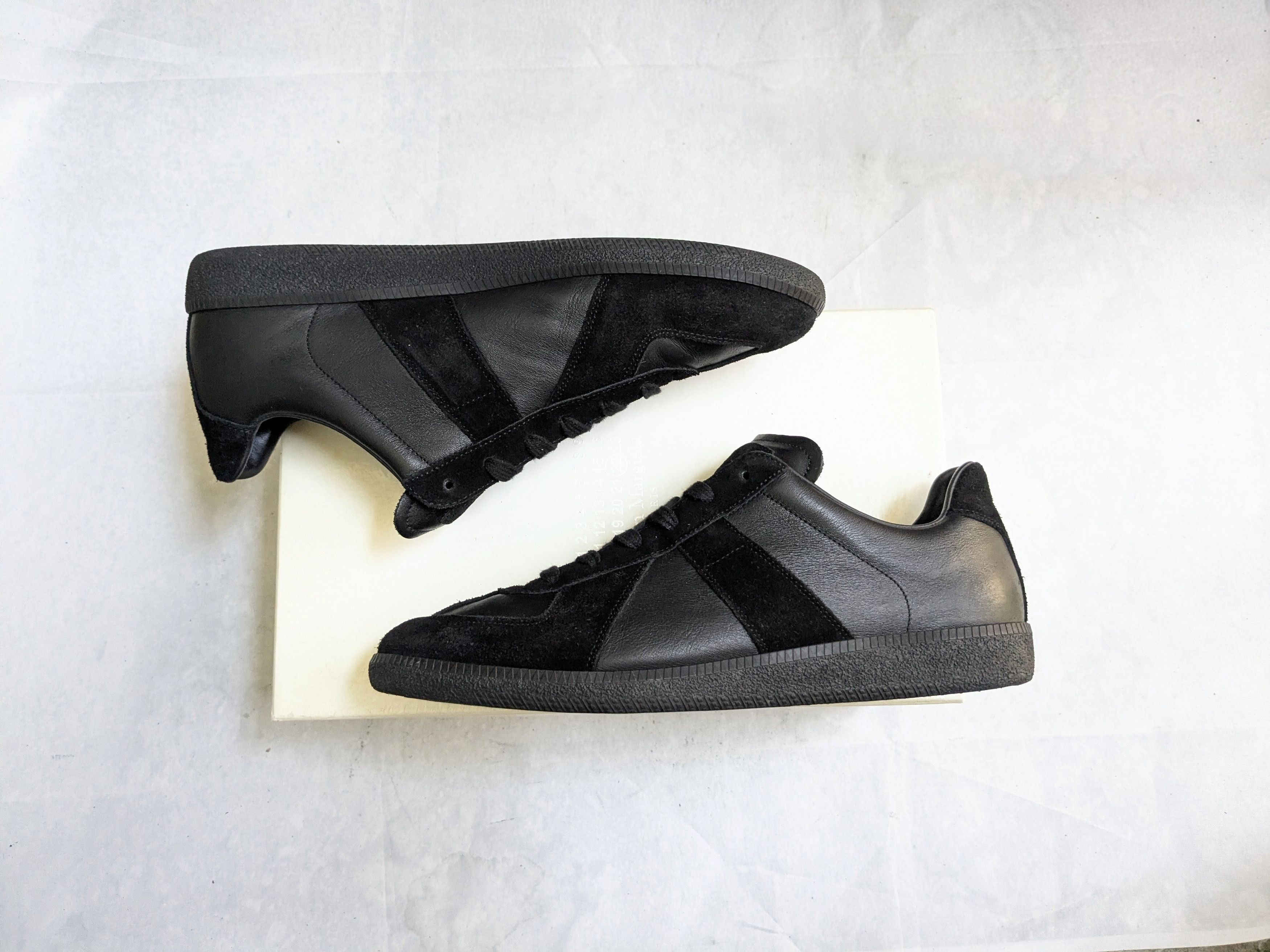 Maison Margiela Maison Margiela Replica GAT Black 11 44 Low Tops Size US 11 / EU 44 - 4 Thumbnail