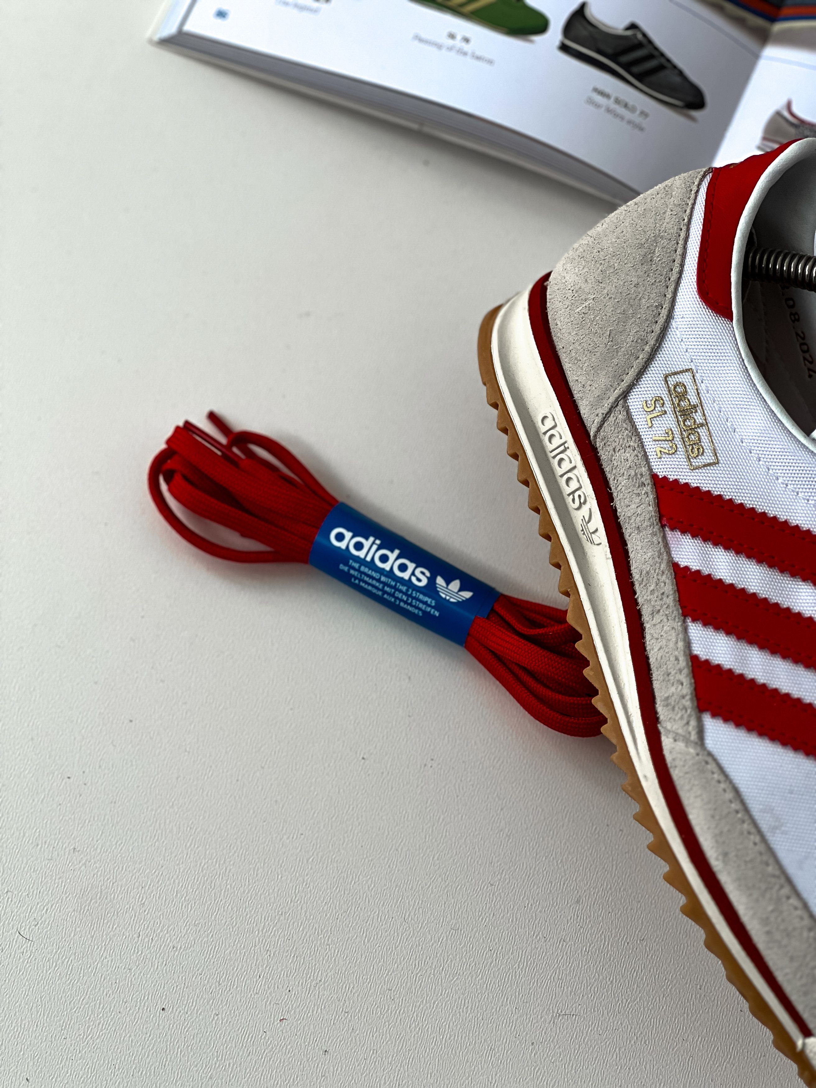 Adidas Adidas SL 72 | 75th Anniversary White Better Scarlet JP5277 Size US 8.5 / IT 38.5 - 13 Thumbnail