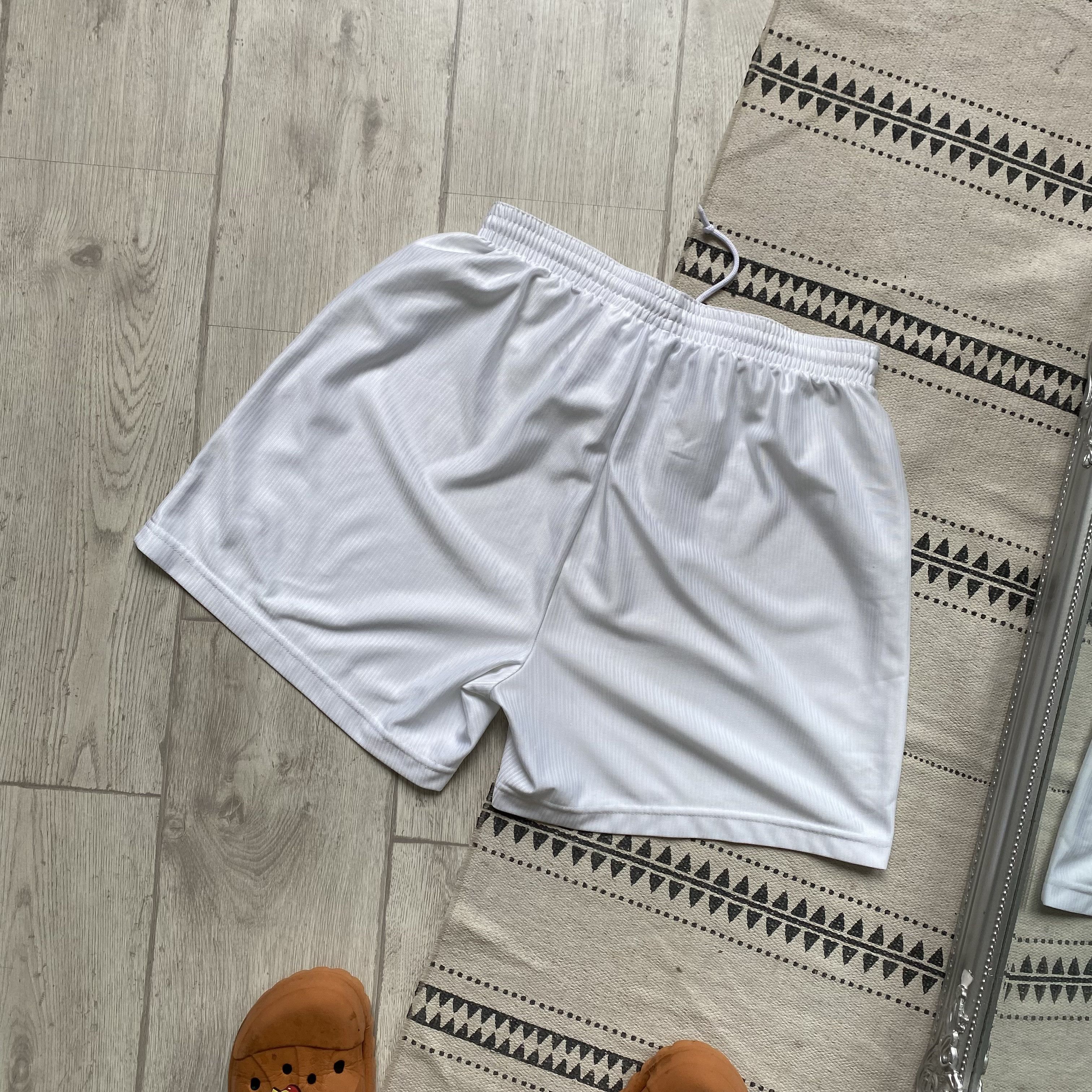 Nike Vintage Athletic Nike shorts light soccer training Size US 34 / EU 50 - 6 Thumbnail