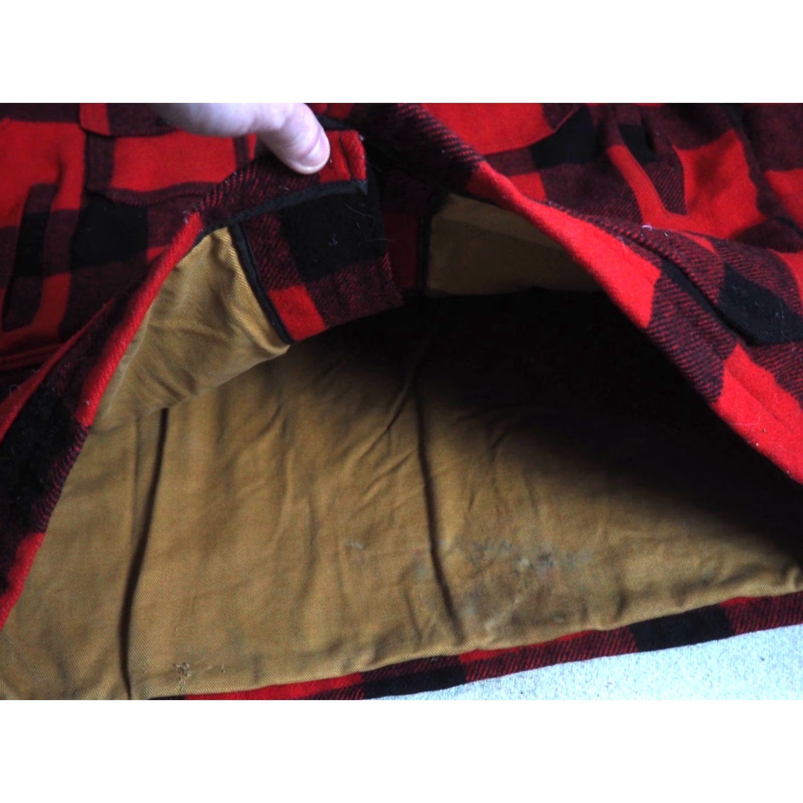 Vintage VTG Woolrich Red Black Buffalo Plaid Wool Lodge Button Mackinaw Jacket XL 70s Size US XL / EU 56 / 4 - 6 Thumbnail