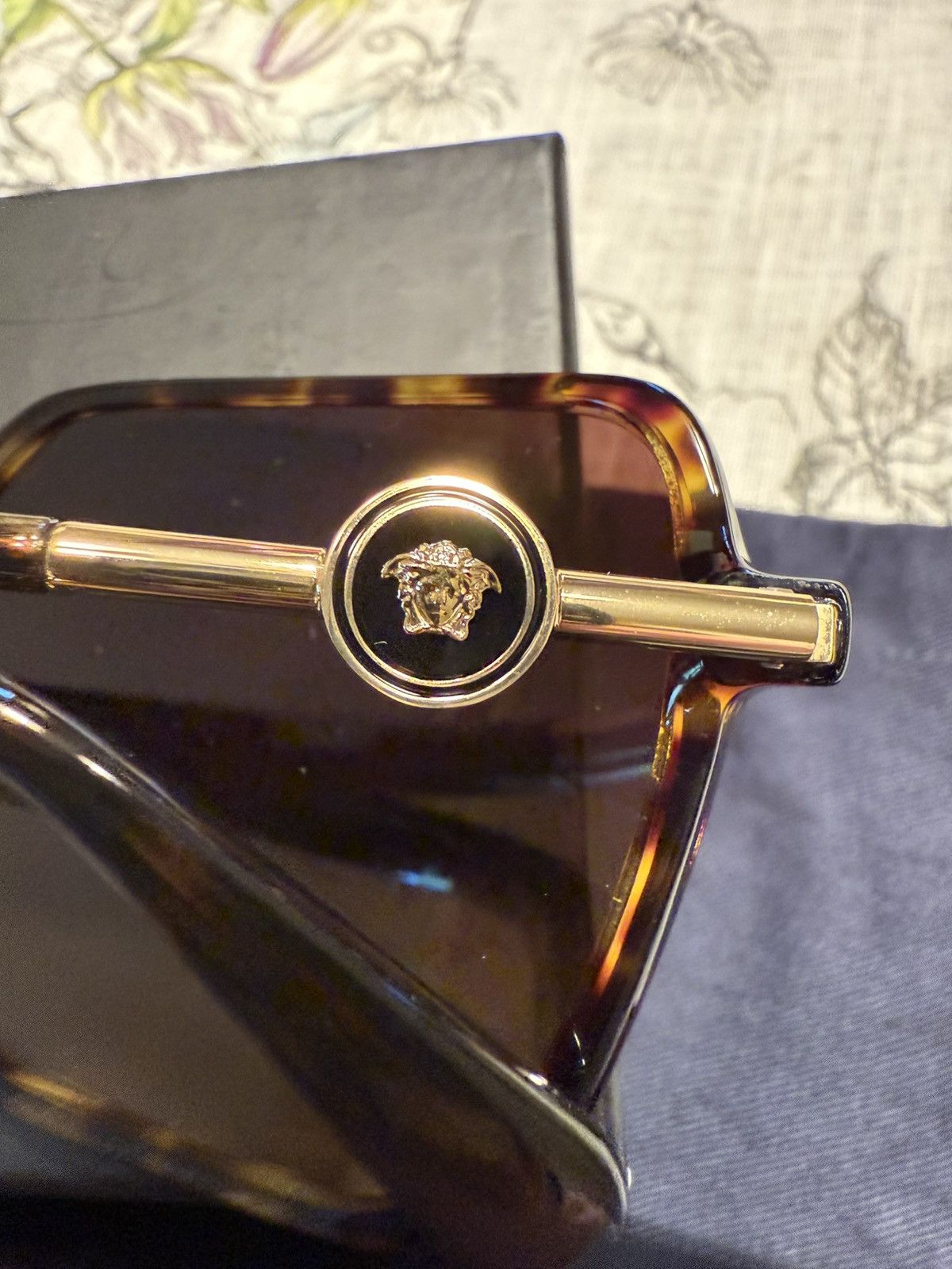 Versace Versace Tortoise Brown Sunglasses Size ONE SIZE - 5 Thumbnail