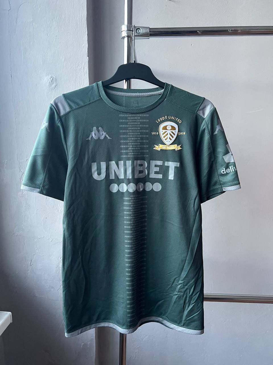 Kappa 2019/20 LEEDS UNITED TRAINING SOCCER JERSEY FOOTBALL SHIRT M Size US M / EU 48-50 / 2 - 2 Thumbnail