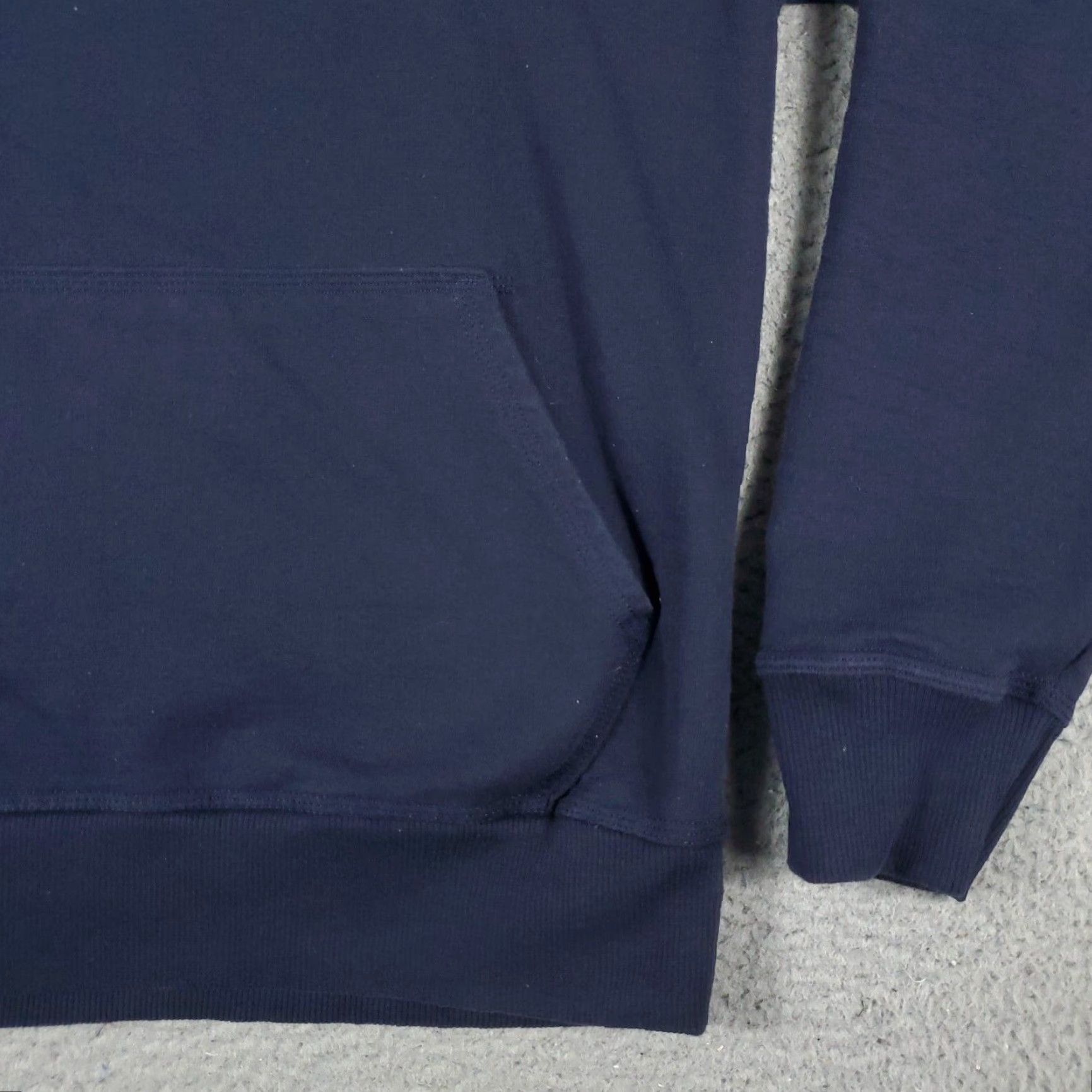 Champion VINTAGE Champion Hoodie Men Medium Navy Blue Pullover Sweatshirt Casual All Seasons Size US M / EU 48-50 / 2 - 5 Thumbnail