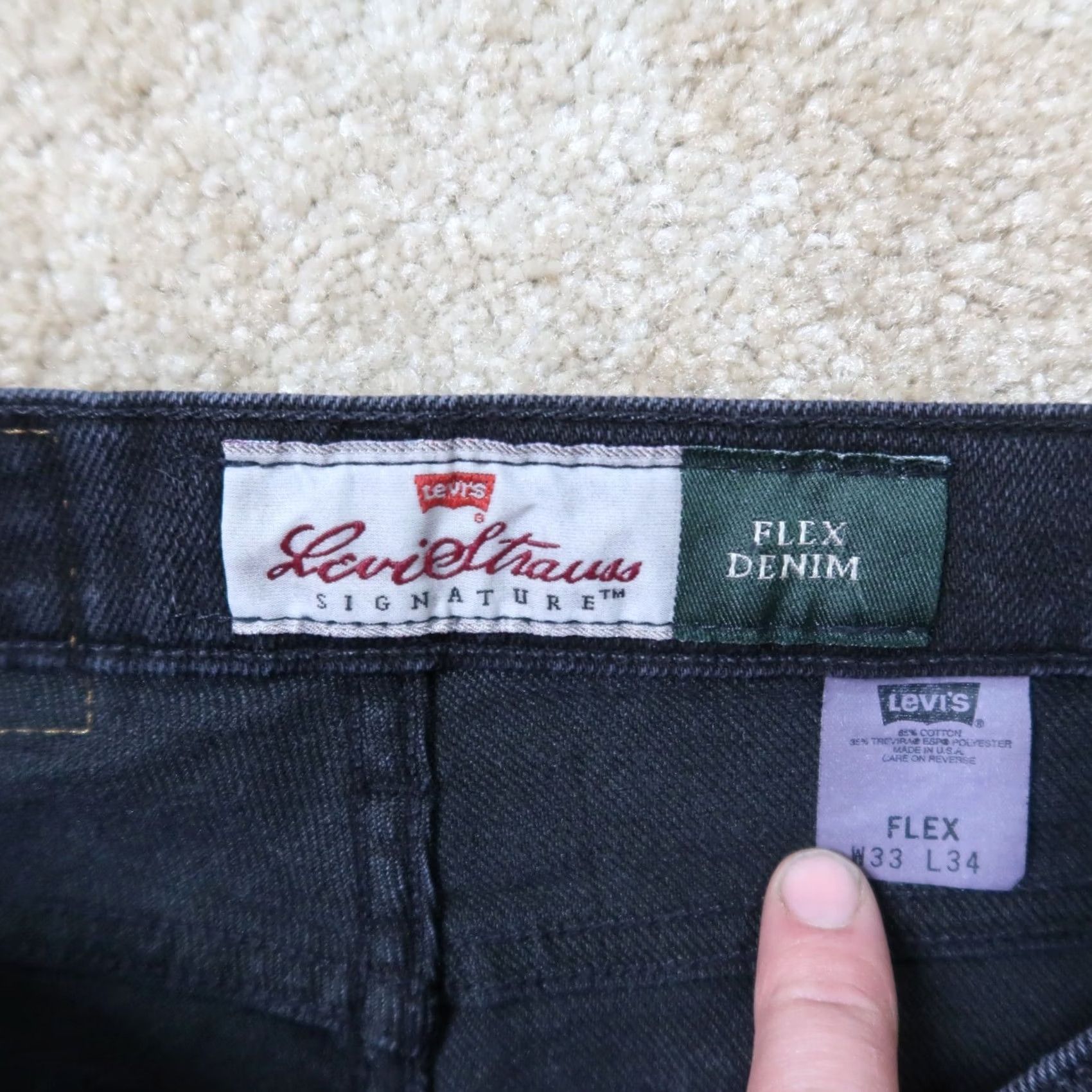 Levi's VINTAGE Levi's 540 Jeans Men's 33x34 Black Denim 540 Made in USA 90s USA Jeans Mens Regular Straight 5-Pocket Denim Black Leather? Size US 33 - 3 Thumbnail