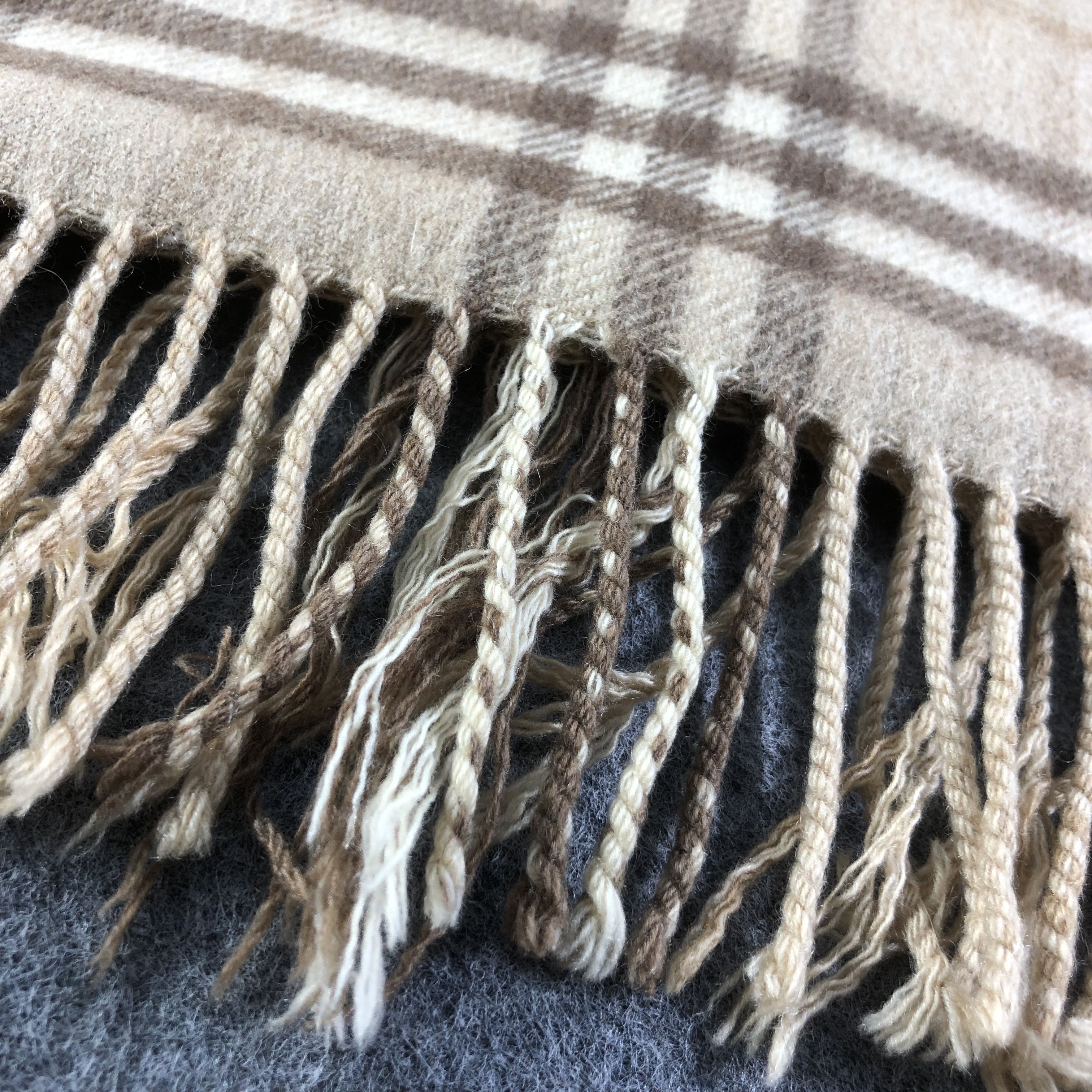 Burberry Burberrys Nova Check Cashmere Scarf Muffler Neckwear V1640 Size ONE SIZE - 6 Thumbnail