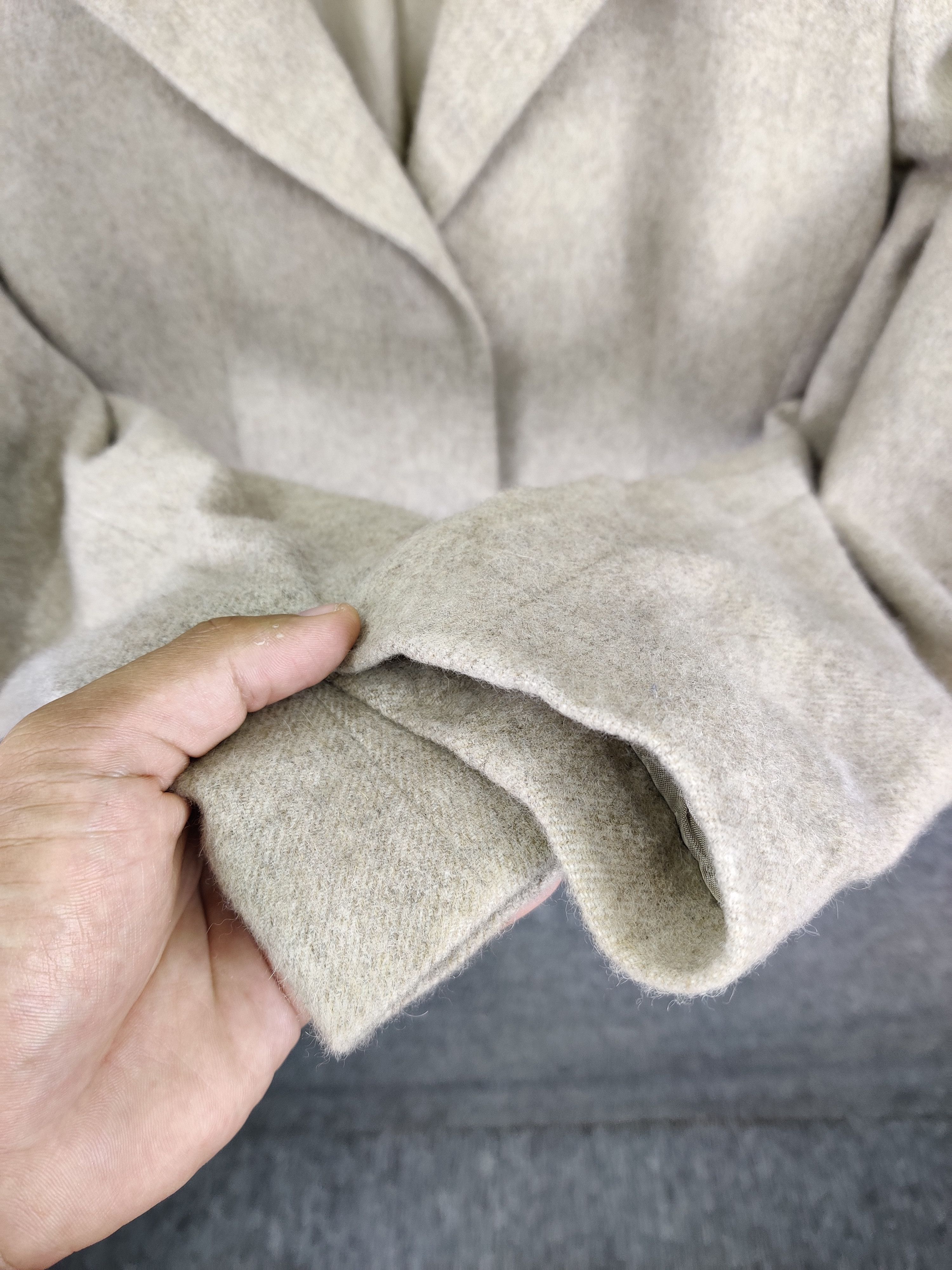 Japanese Brand Vintage Max Mara Wool Single Breasted Cropped Coat Size US S / EU 44-46 / 1 - 8 Thumbnail