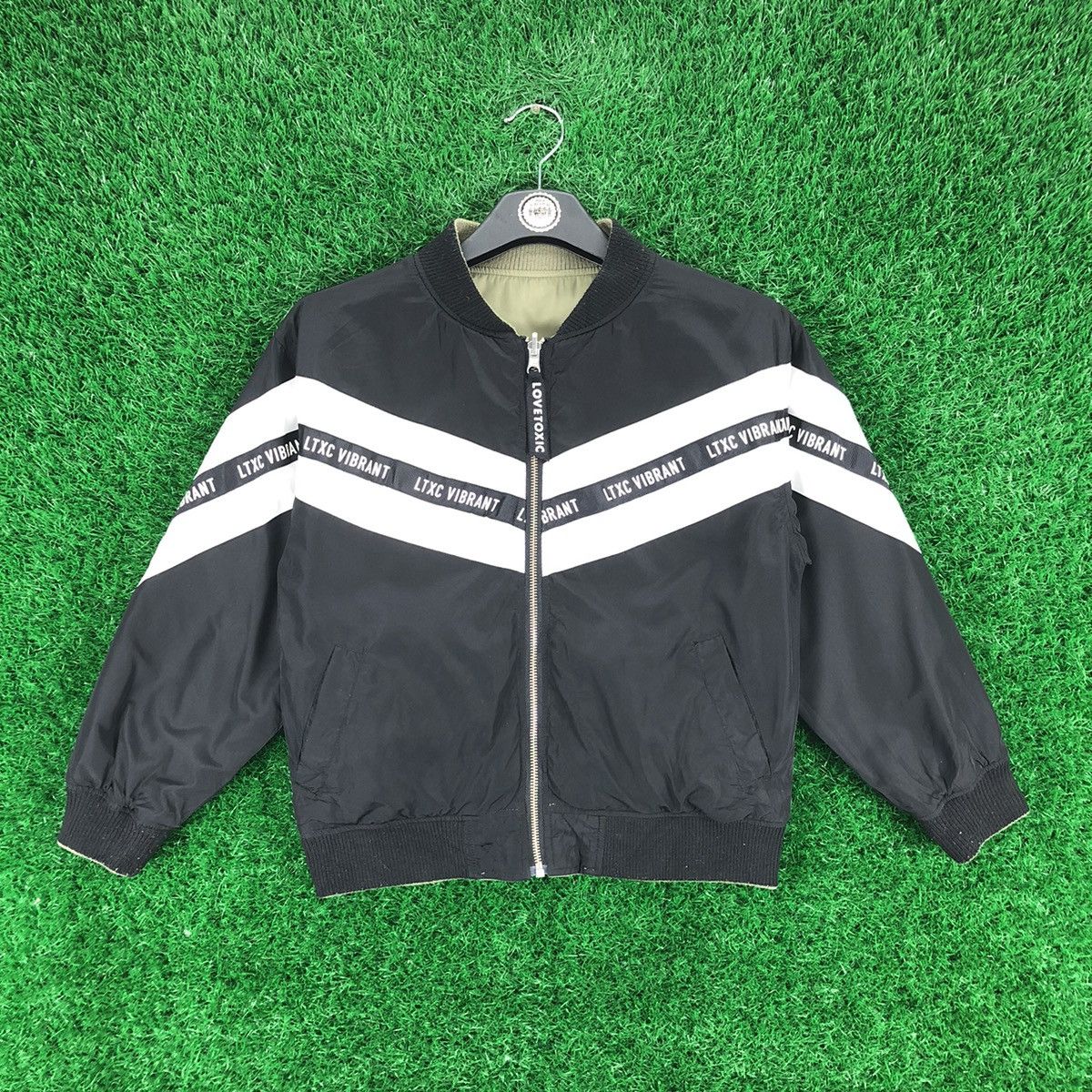 Japanese Brand Vintage Bomber Reversible Jacket Kid by Lovetoxic Size US XXS / EU 40 - 1 Thumbnail