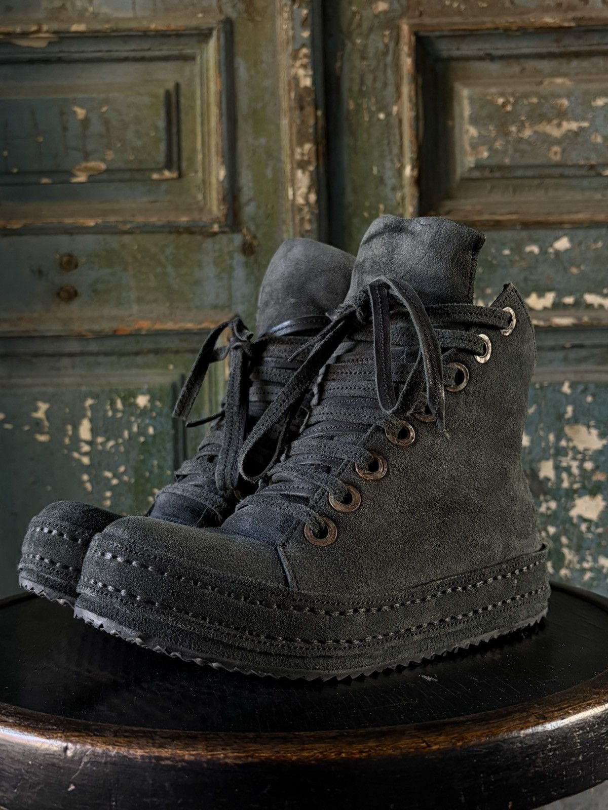 James Kearns James Kearns 8-hole reverse leather sneaker Size US 7 / EU 40 - 4 Thumbnail