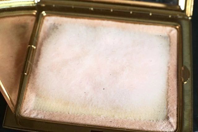 Dior Dior Vintage Copper Swiss Compact - New Unused Size ONE SIZE - 4 Thumbnail