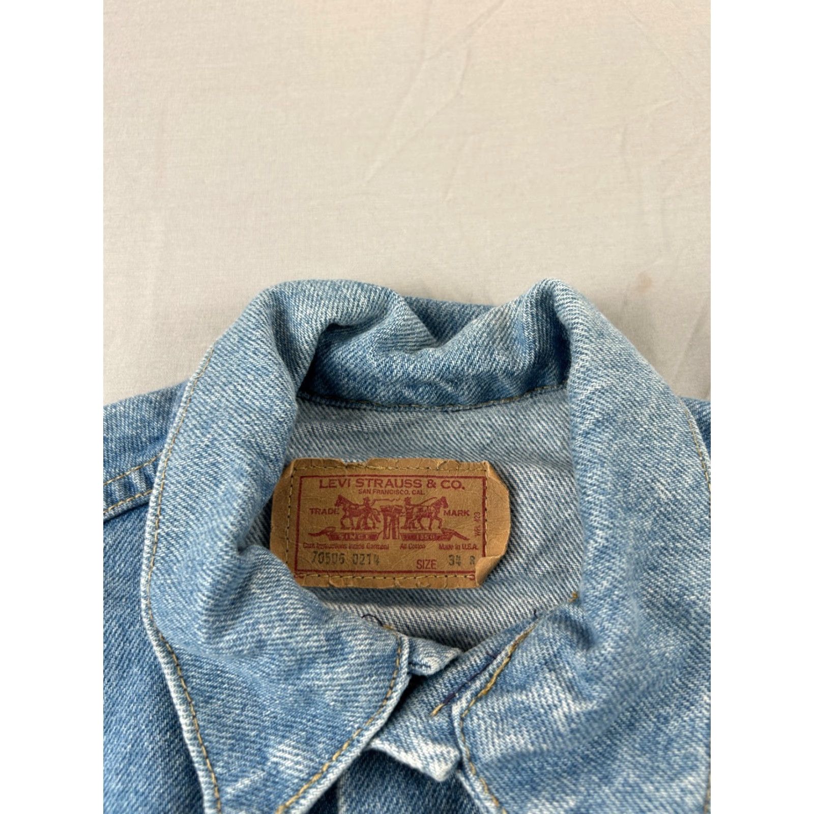 Levi's VINTAGE Levi's Denim Jacket Mens 34 XS Blue USA 90s Trucker Shirt Mens Denim Jacket 90s USA Size US XS / EU 42 / 0 - 2 Thumbnail