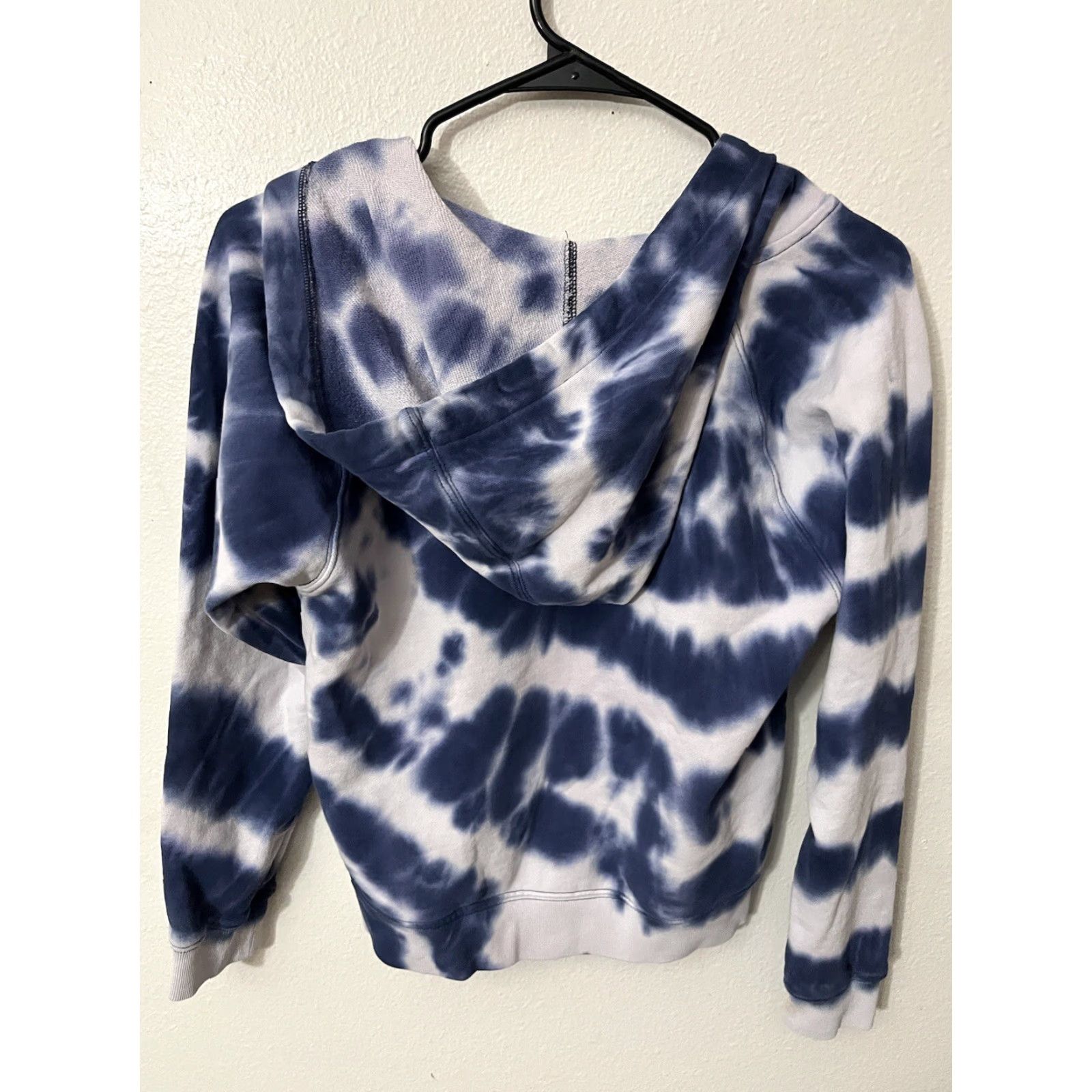 J.Crew J. Crew Hoodie Women's S Terry Blue Drawstring Pullover Geometric Activewear Vintage (if applicable) Mens/Womens? Size S / US 4 / IT 40 - 3 Thumbnail