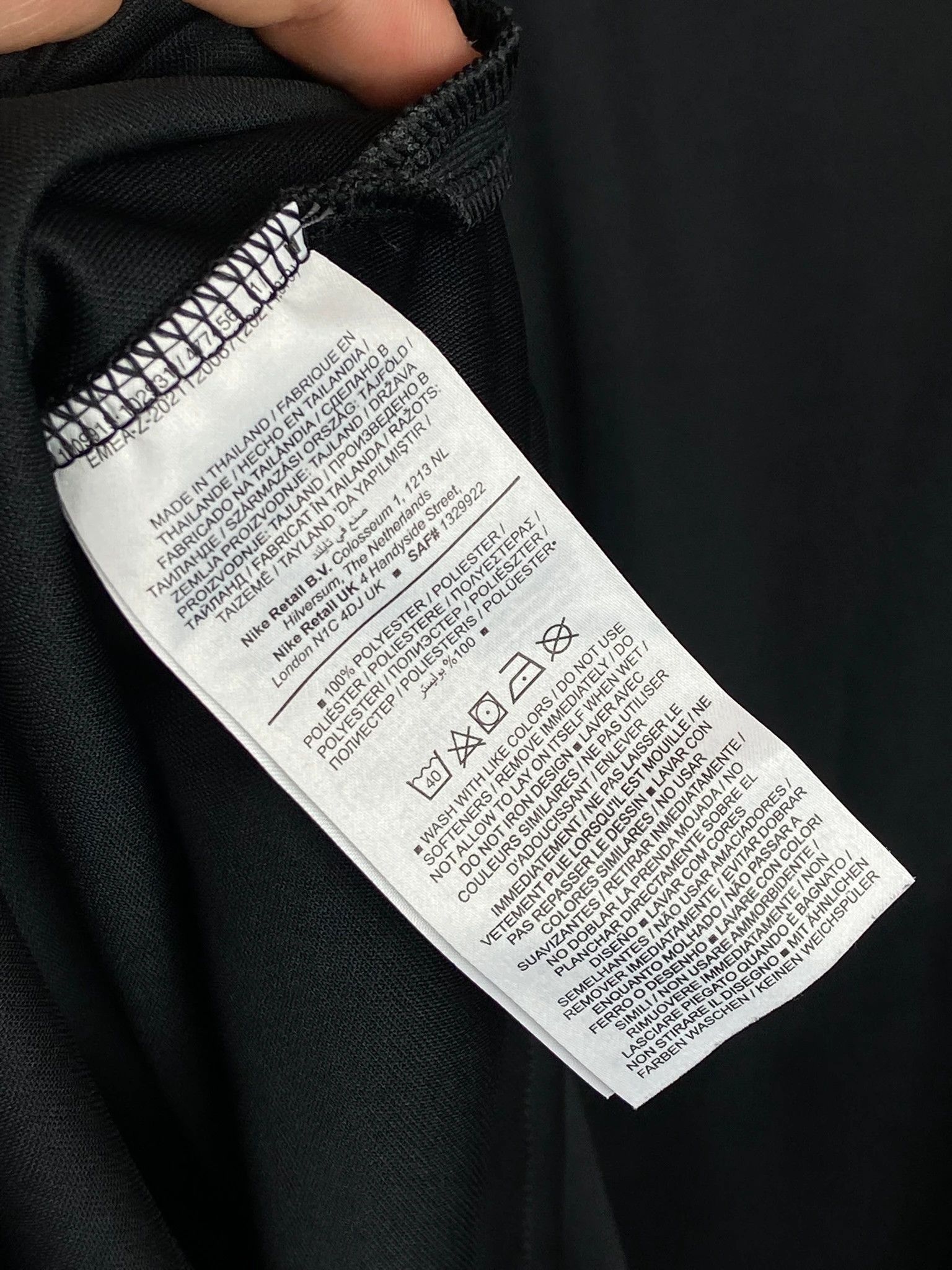 Nike Nike training t-shirt vintage sportswear rare black swoosh Size US L / EU 52-54 / 3 - 5 Thumbnail
