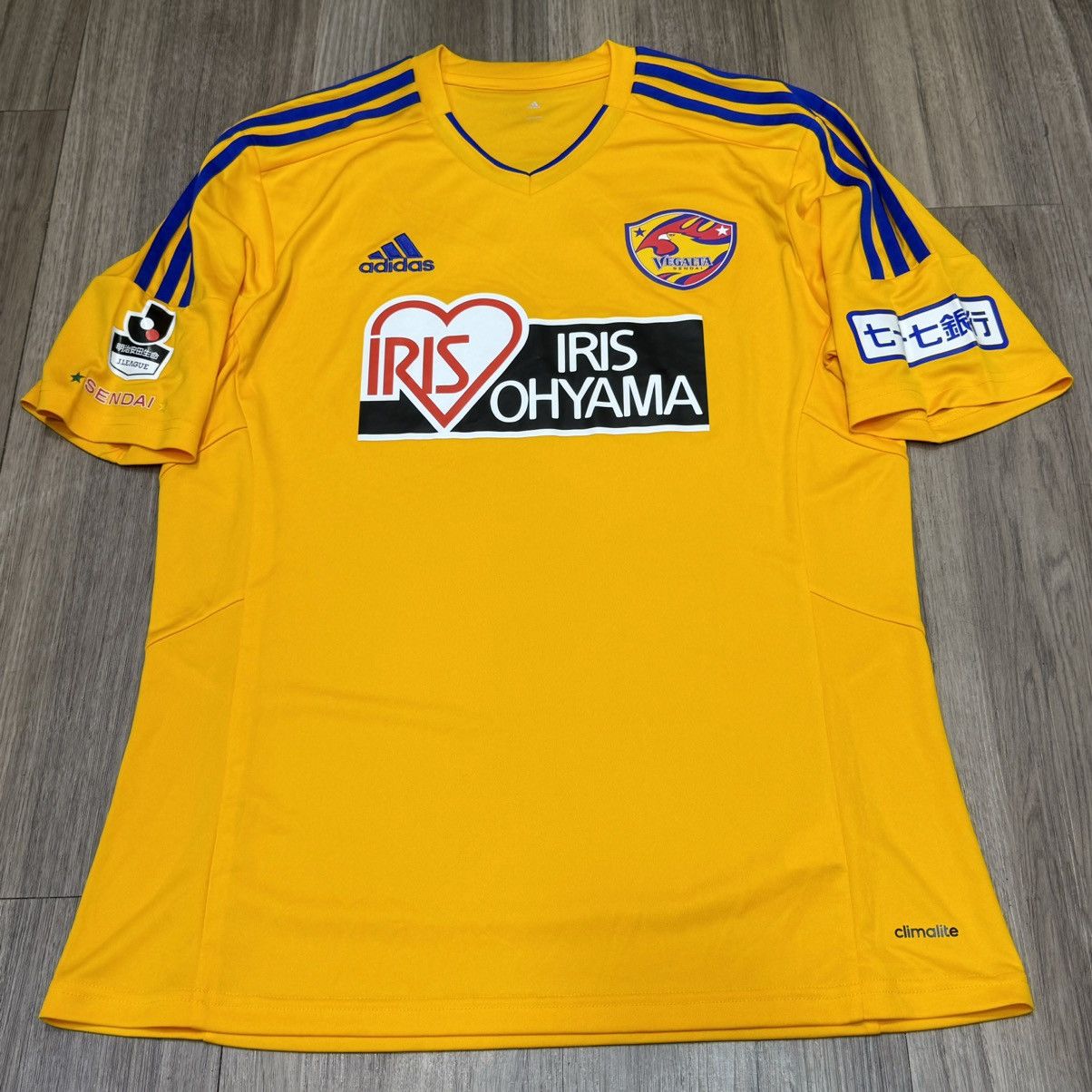 Adidas Vegalta sendai 2015 home shirt Size US M / EU 48-50 / 2 - 1 Thumbnail