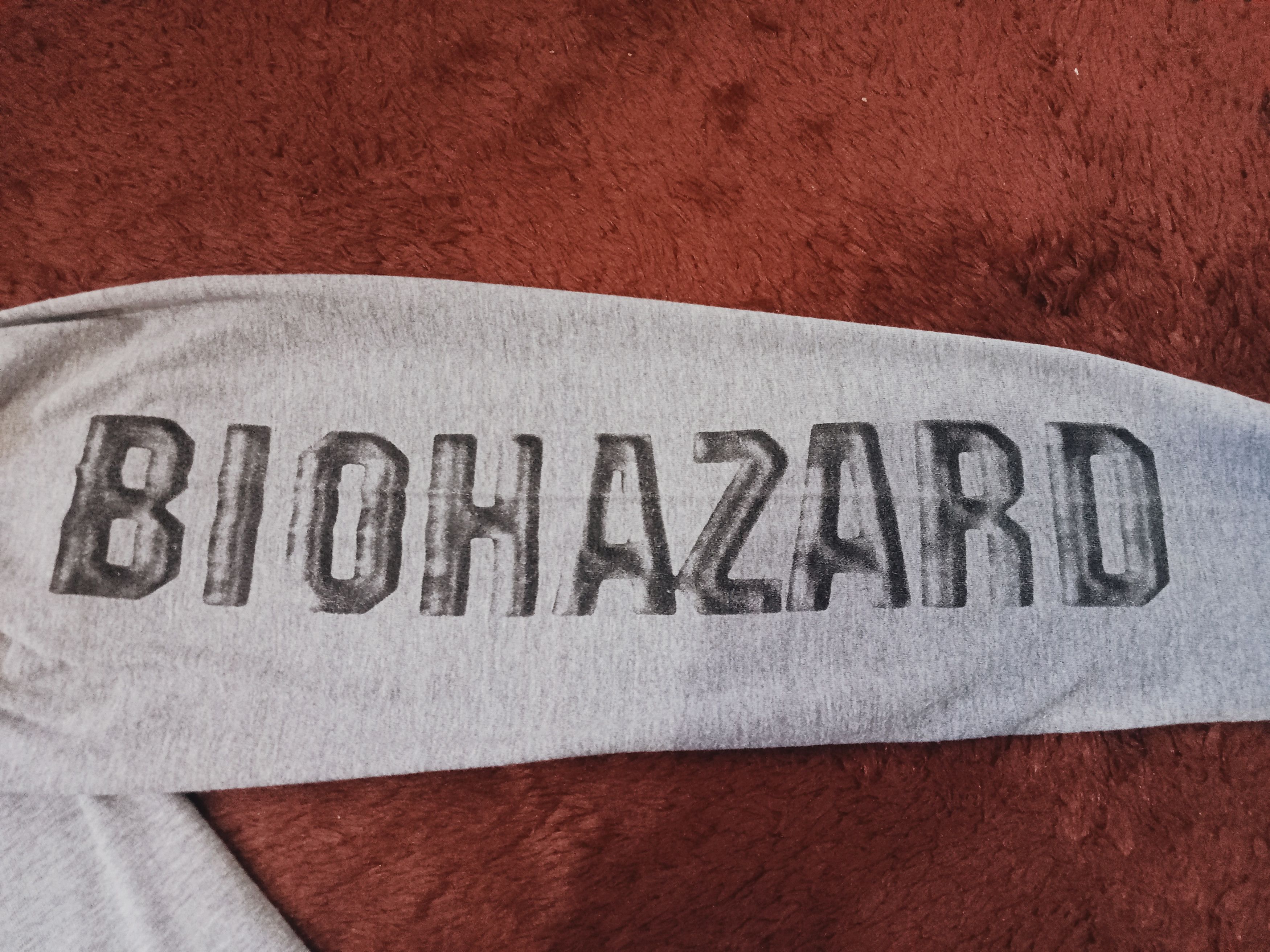 Band Tees × Vintage Biohazard Tees Size US M / EU 48-50 / 2 - 6 Thumbnail