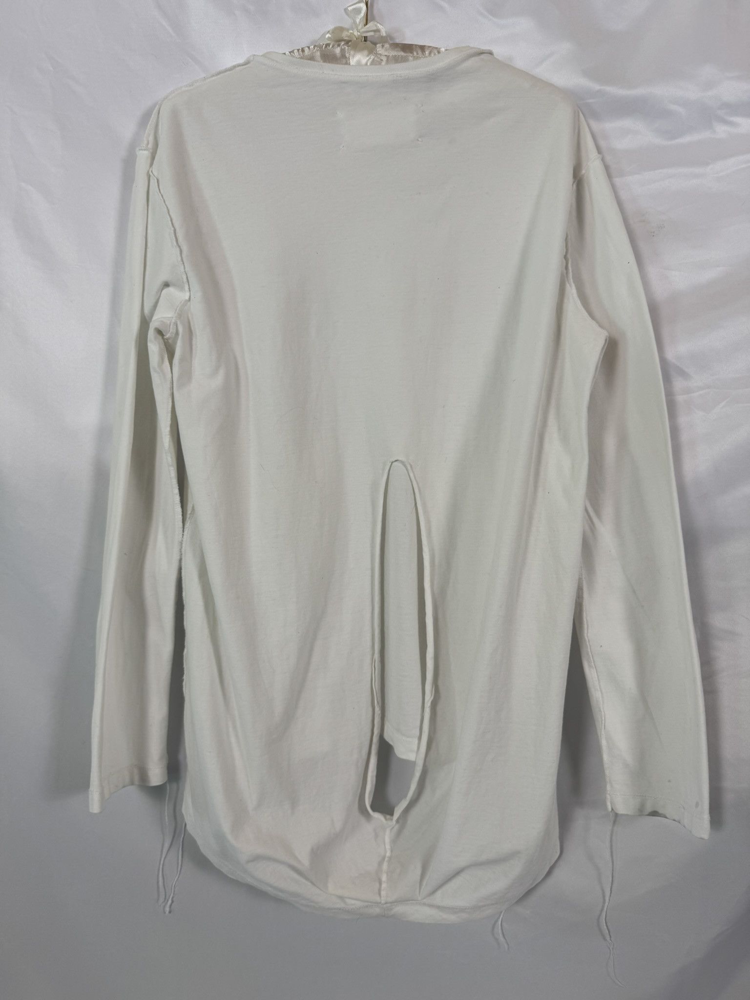 Maison Margiela Martin Margiela White Longline Long Sleeve Top Back Slit Size L / US 10 / IT 46 - 2 Thumbnail