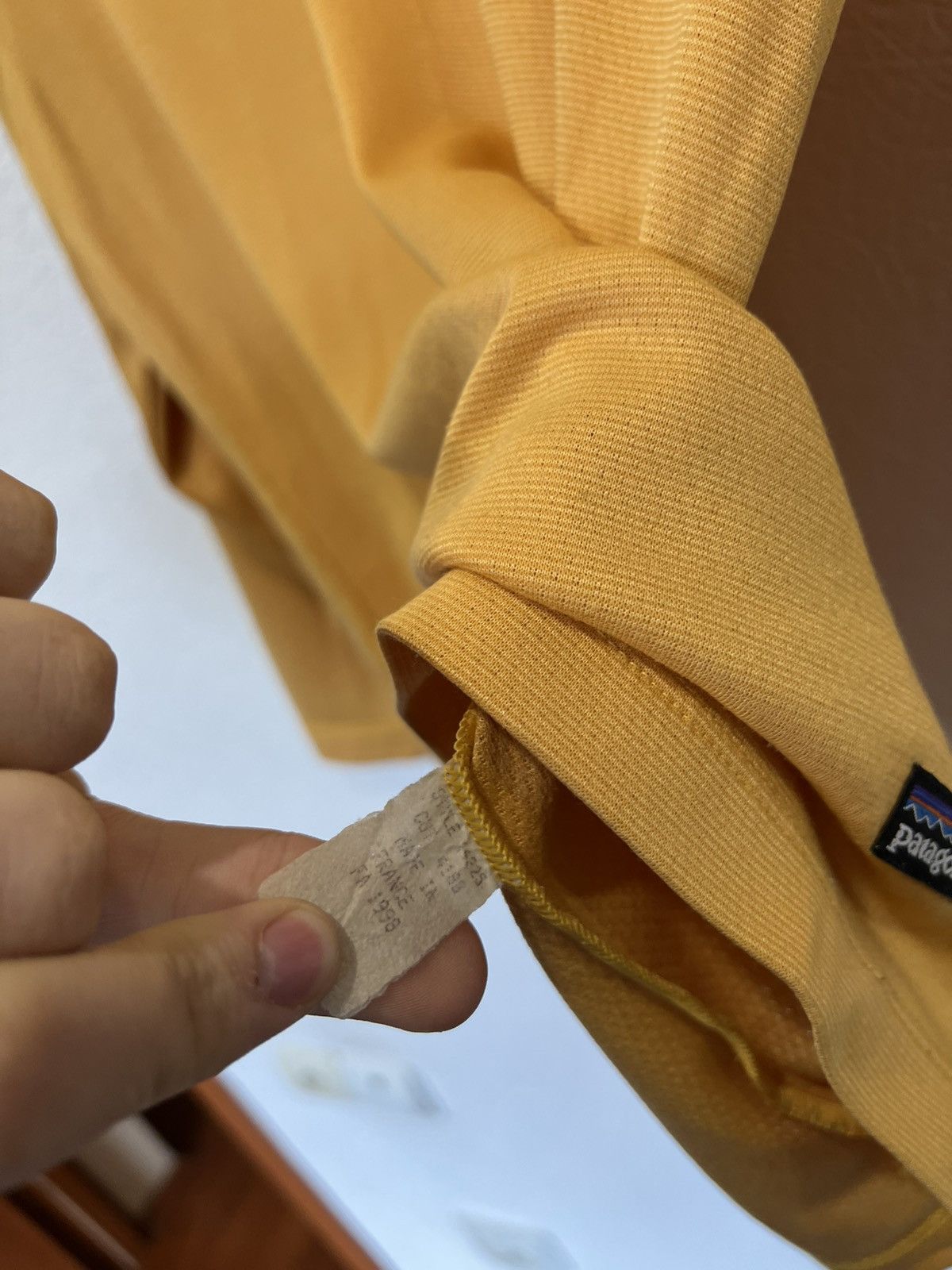 Patagonia Patagonia Capilene Yellow Gorpcore Shirt Sweater Mens Size US S / EU 44-46 / 1 - 7 Thumbnail
