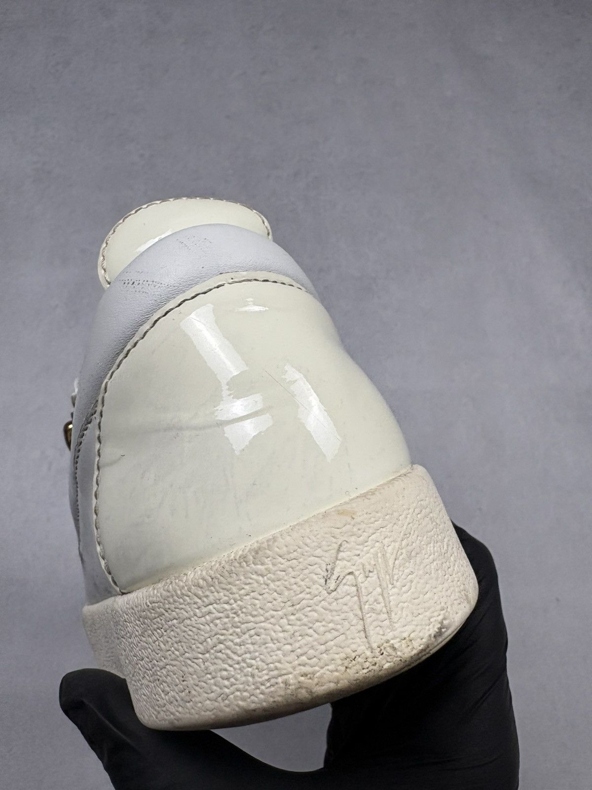 Giuseppe Zanotti Giuseppe Zanotti White Leather Zip Low Top Sneakers EU43 Size US 10 / EU 43 - 7 Thumbnail