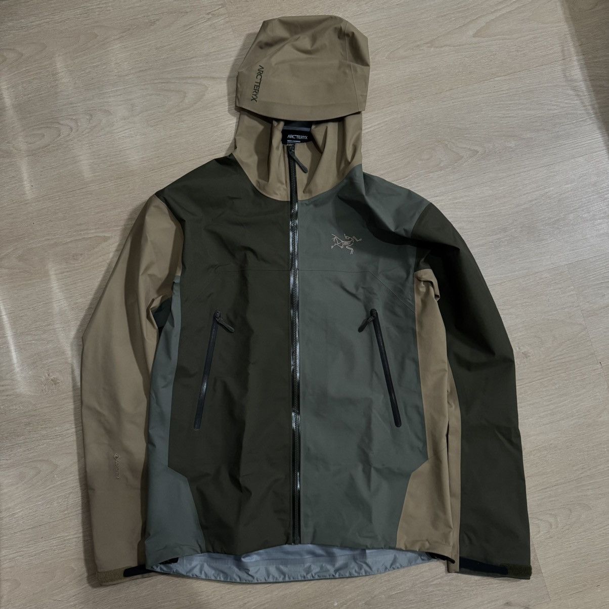 Arc'teryx × Goretex Arcteryx Beta Jacket GoretexbRevised Forage